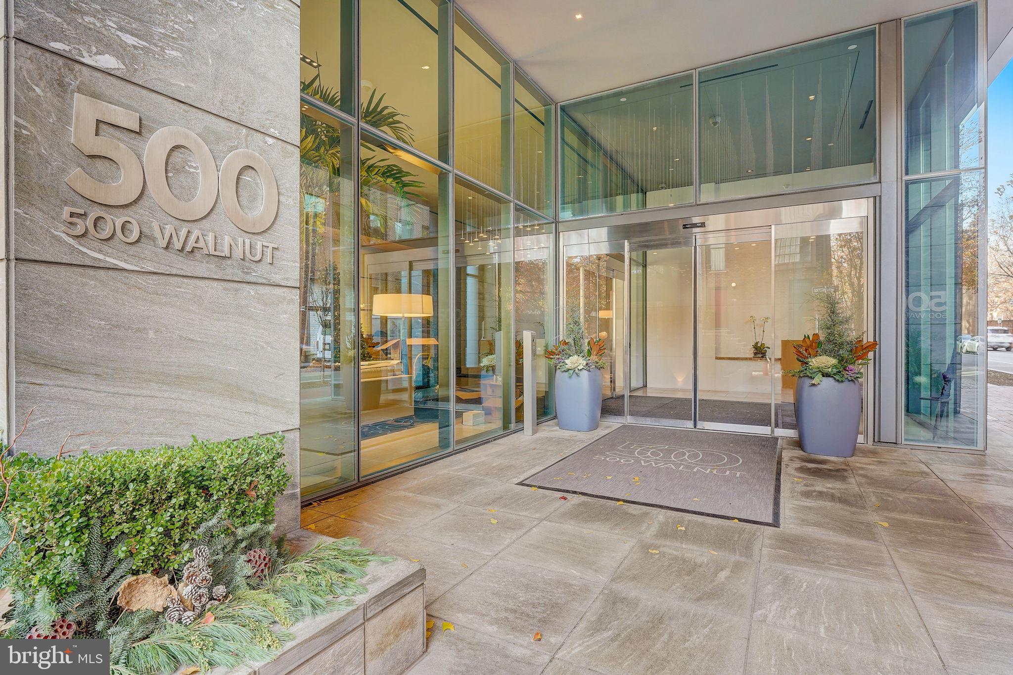 WASHINGTON SQ WEST - Residential