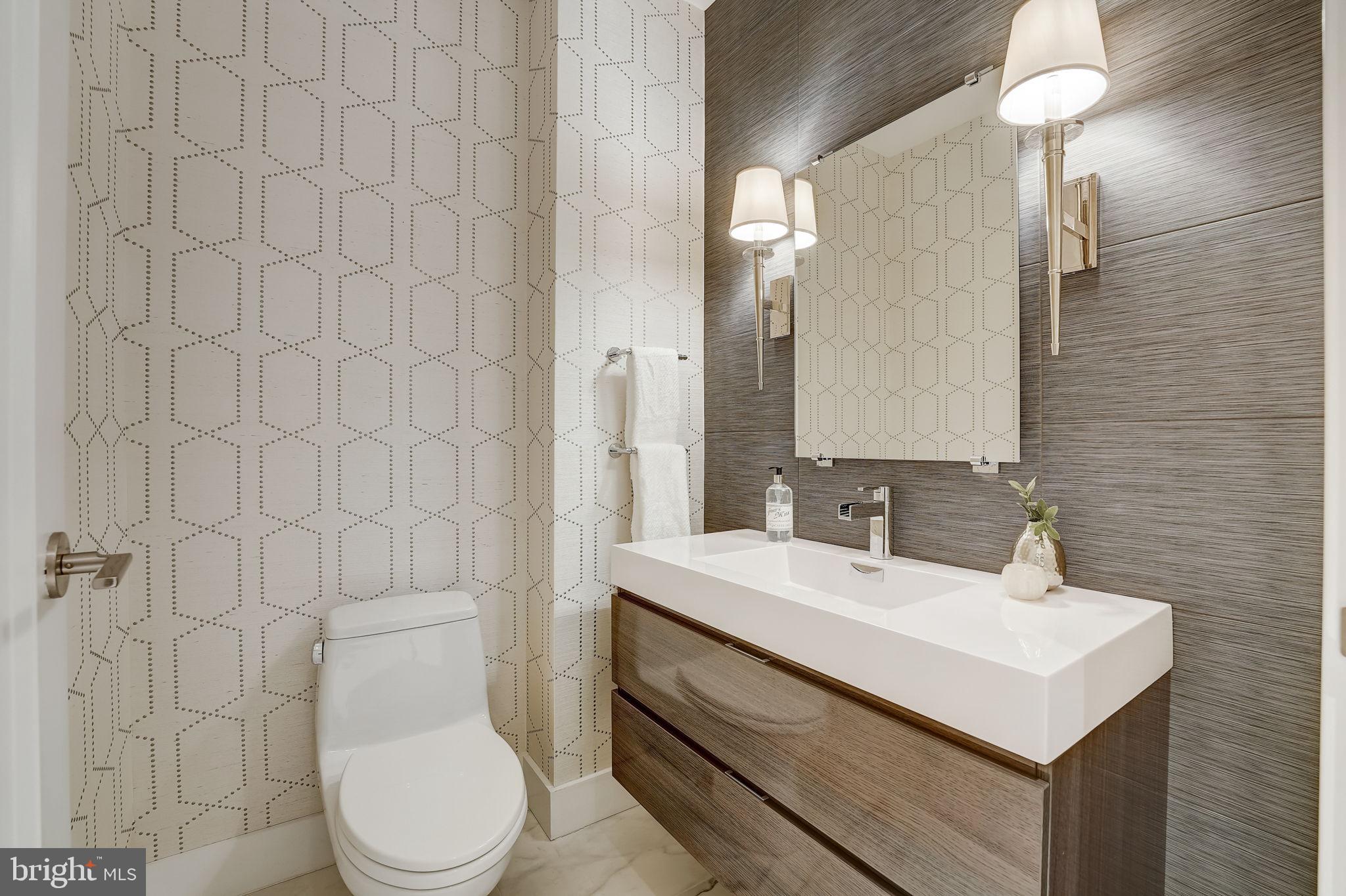 WASHINGTON SQ WEST - Residential