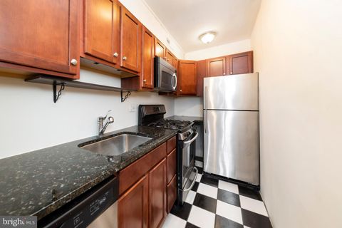 Tiny photo for 2011 Spruce Street #1R, PHILADELPHIA, PA 19103 (MLS # PAPH2562428)