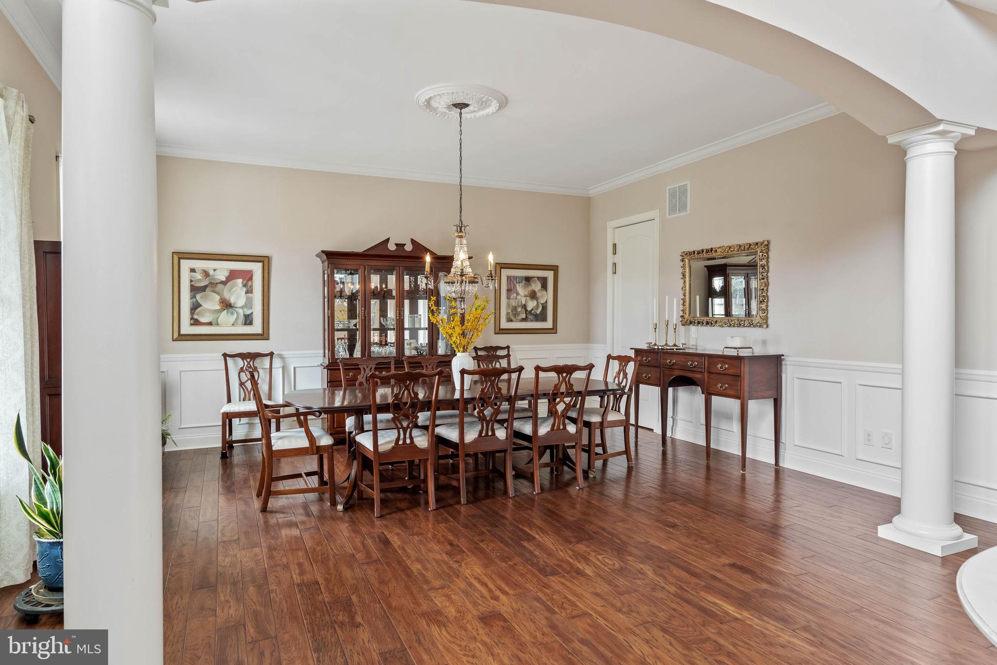 WOLFE POINTE - Residential