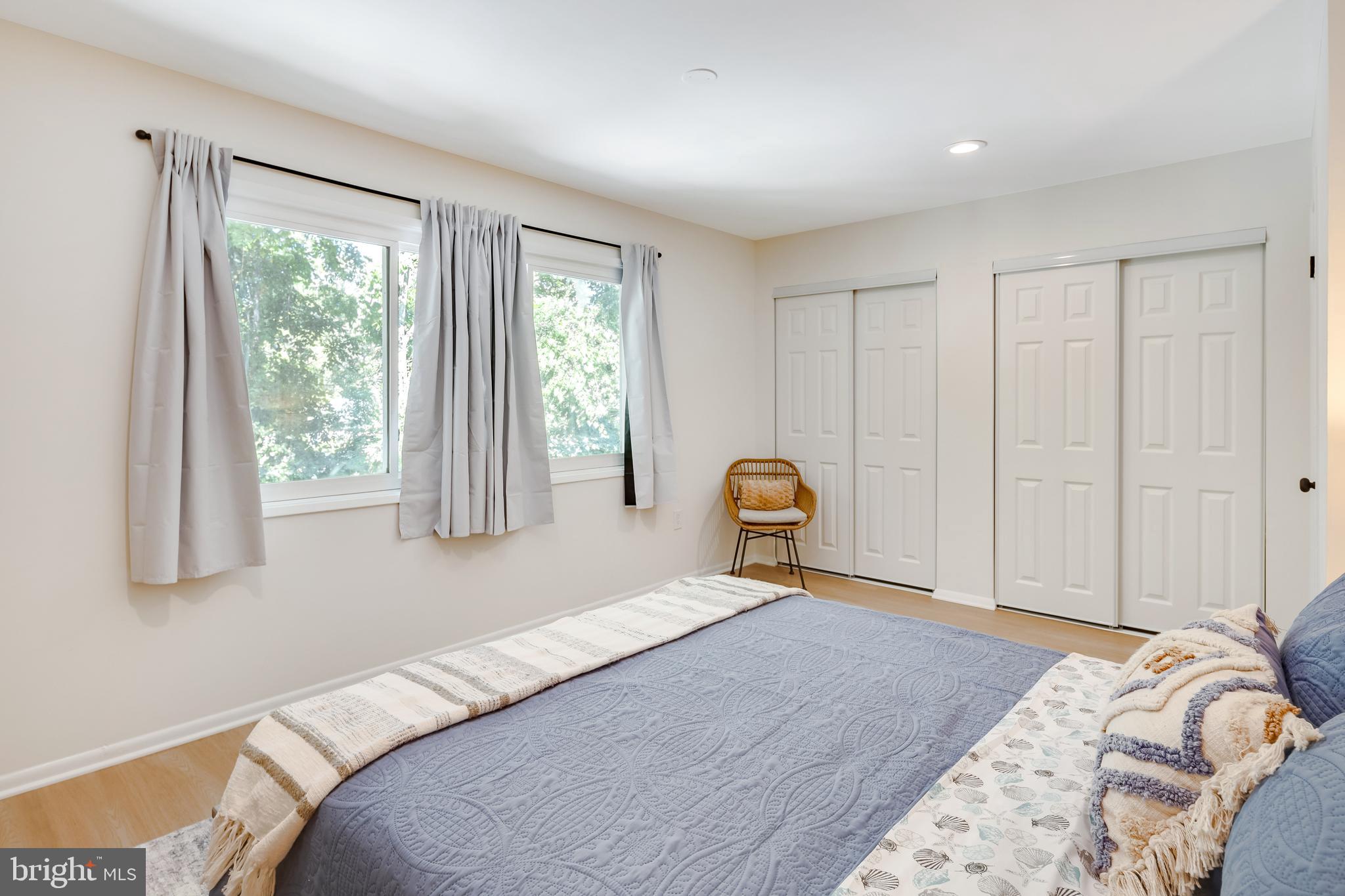 CRESTVIEW - Residential