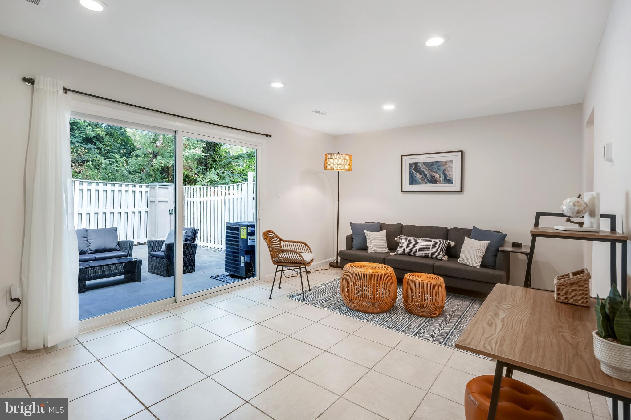 CRESTVIEW - Residential