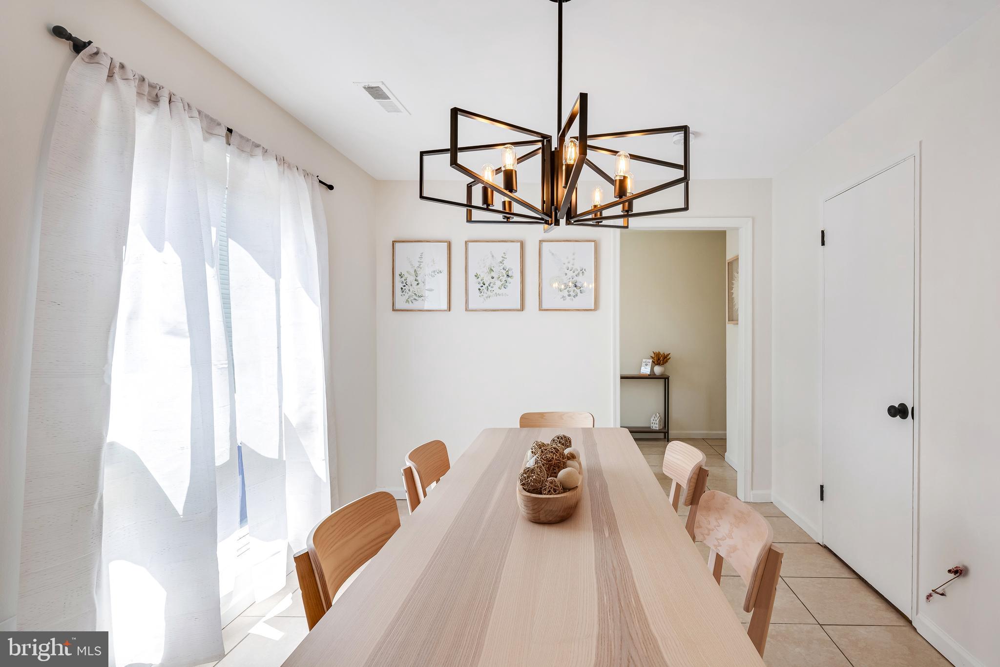 CRESTVIEW - Residential