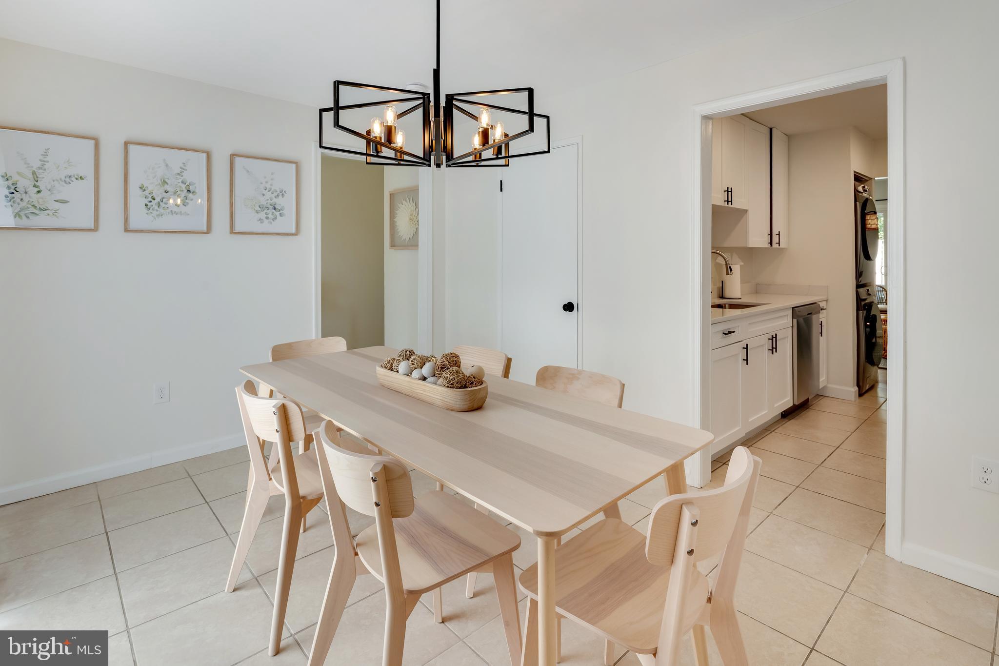 CRESTVIEW - Residential