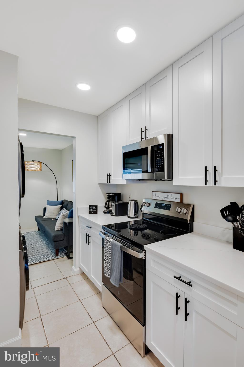 CRESTVIEW - Residential