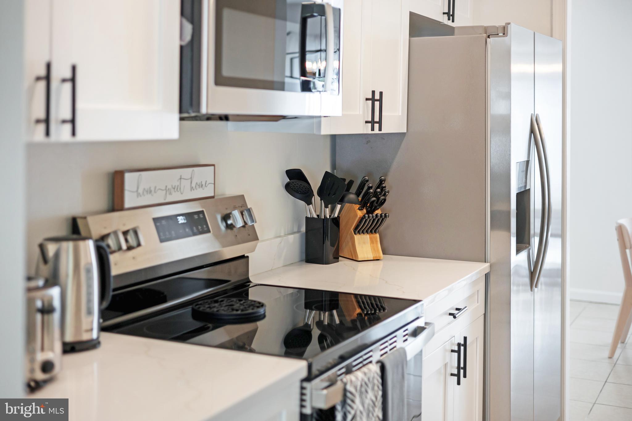 CRESTVIEW - Residential