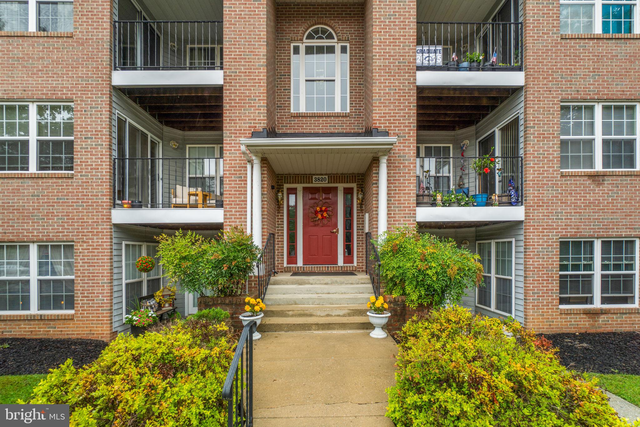 3820 SUNNYFIELD COURT 3C