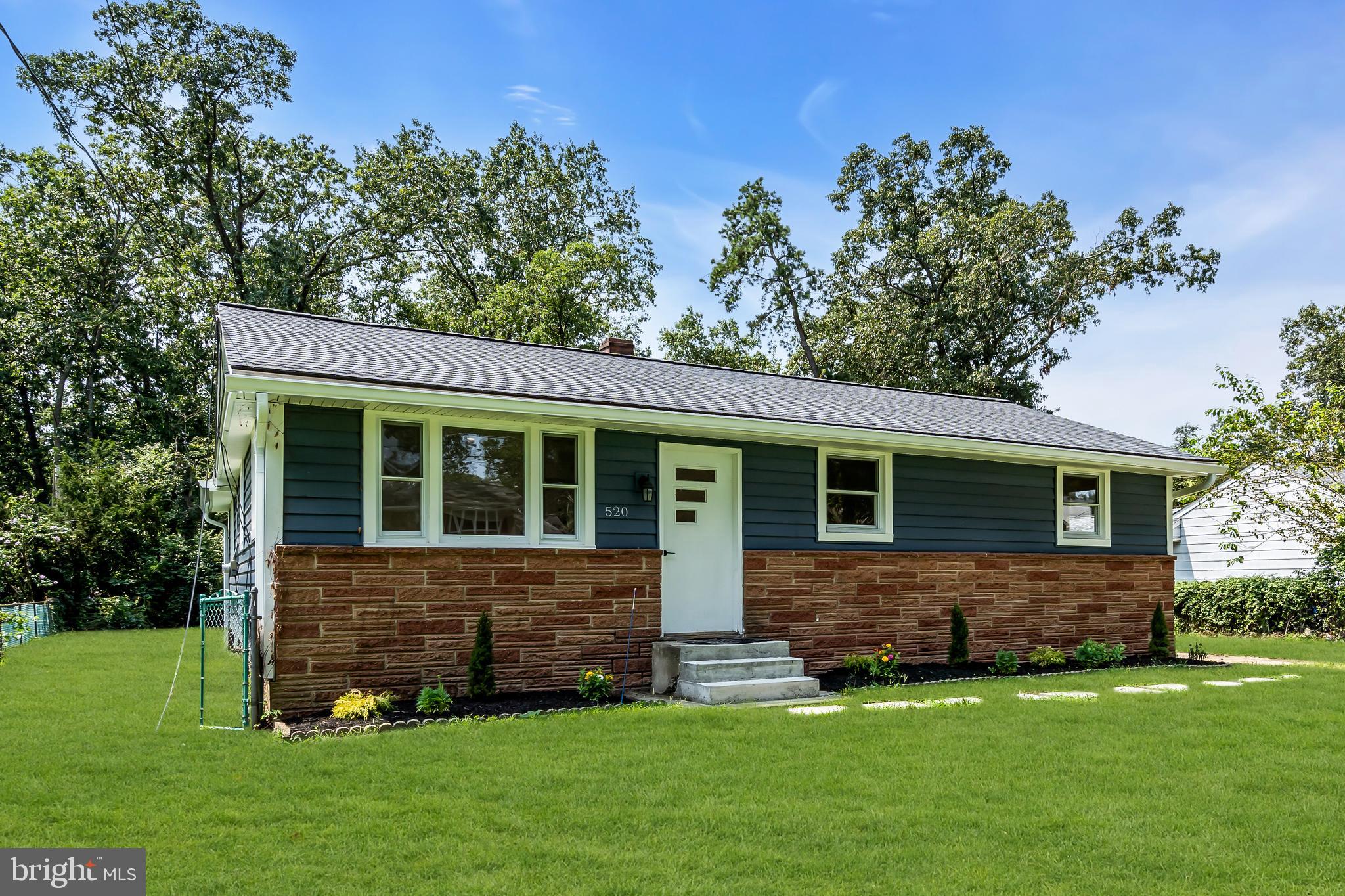 520 W VIRGINIA ROAD