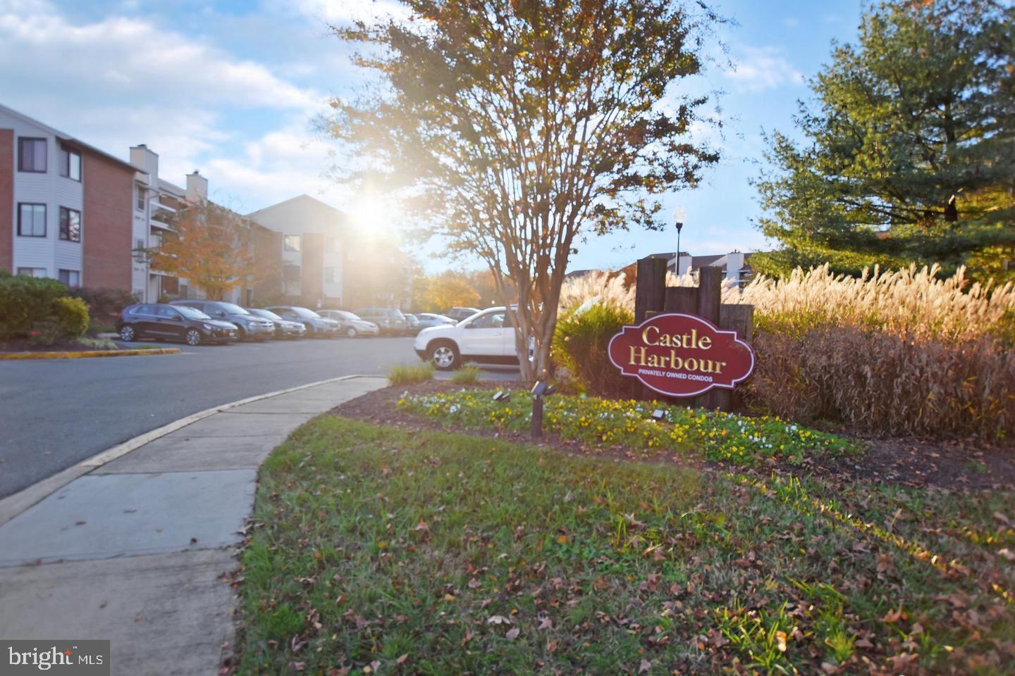 CASTLE HARBOUR CONDO - Residential