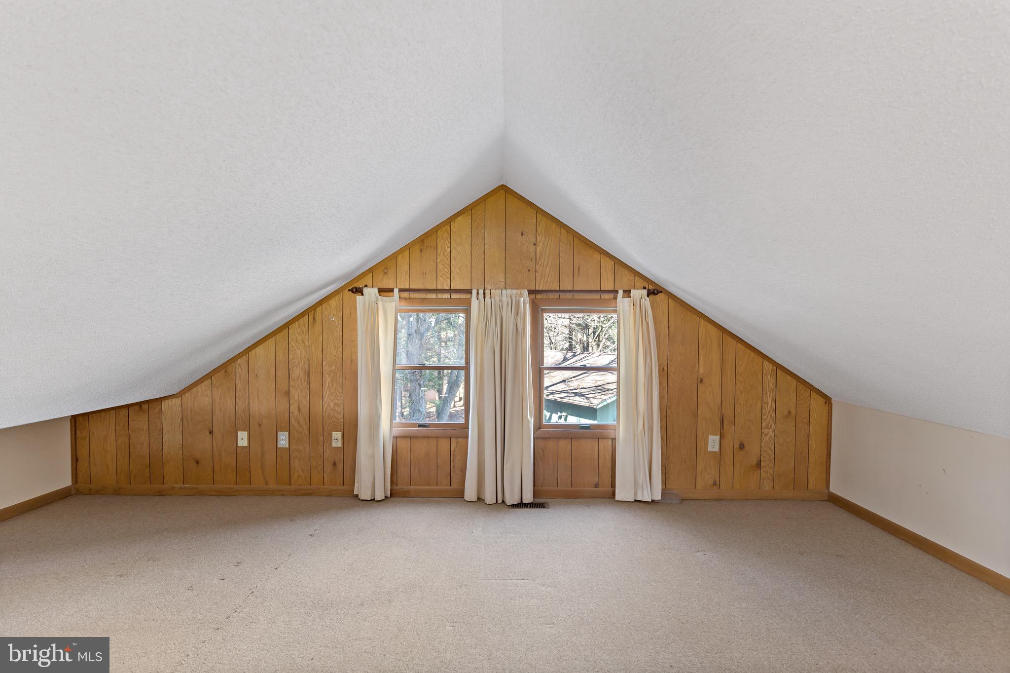 THE WOODS - Residential