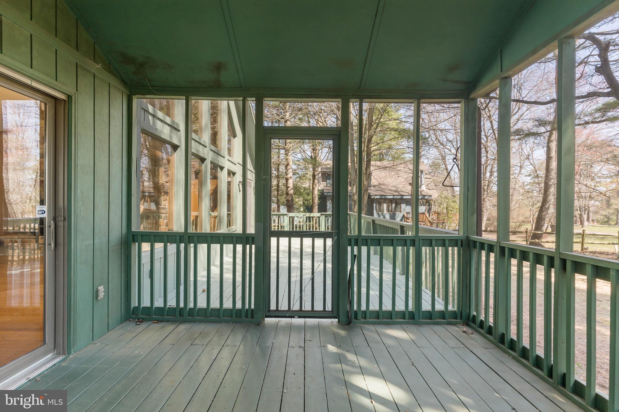 THE WOODS - Residential