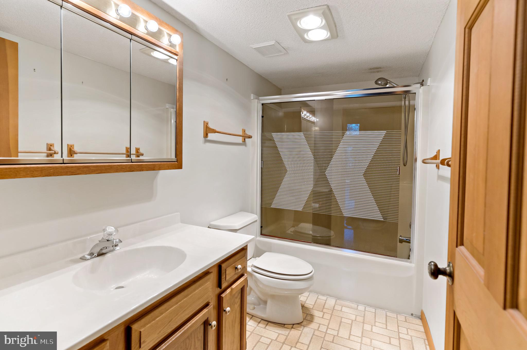 THE WOODS - Residential