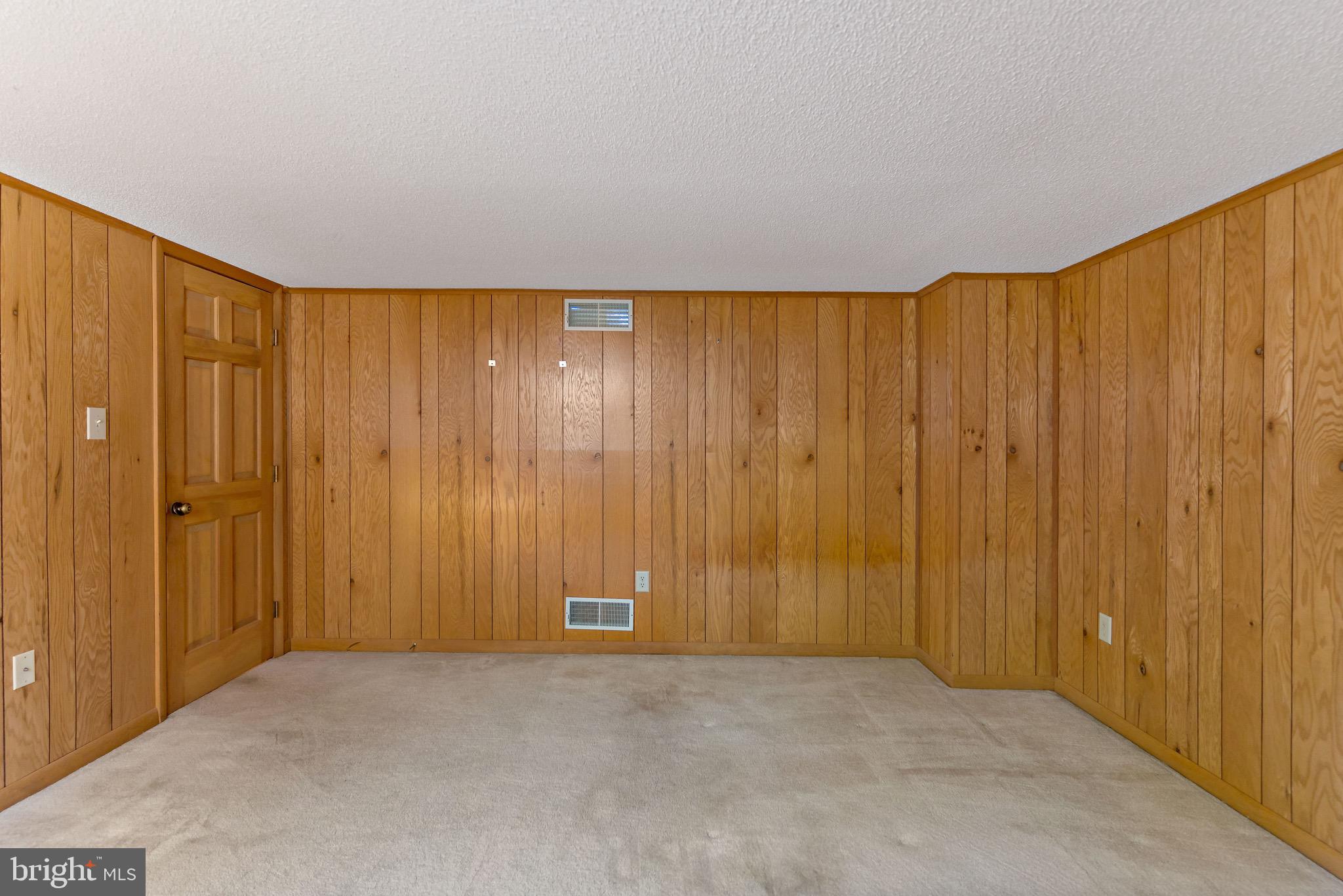 THE WOODS - Residential