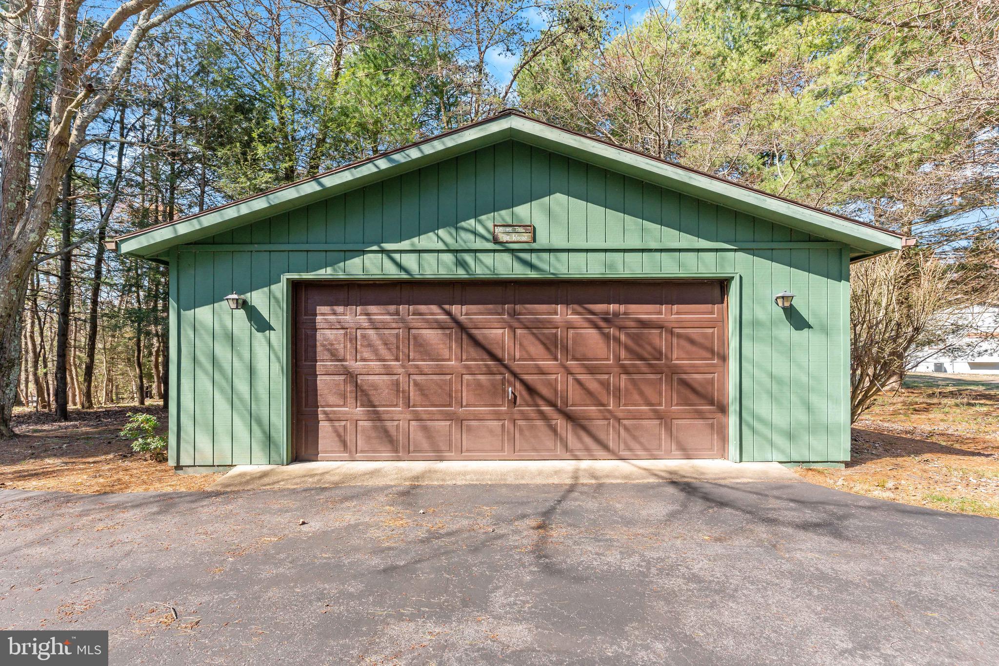 THE WOODS - Residential