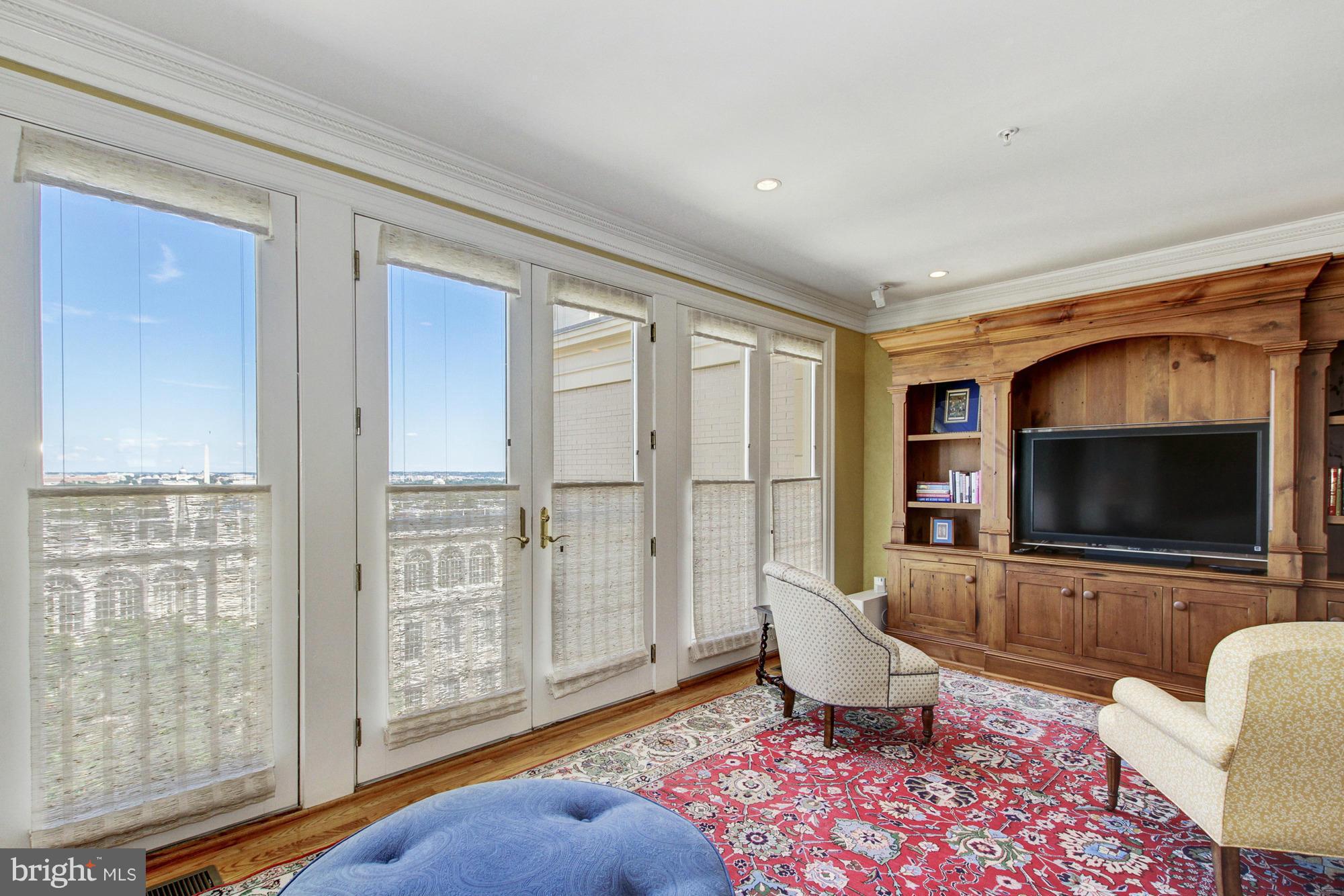 MONROE - Residential