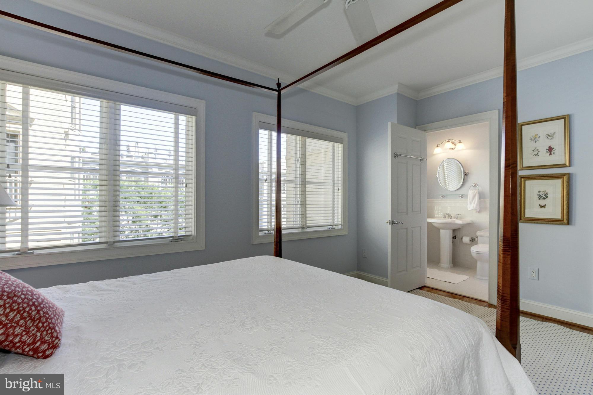 MONROE - Residential