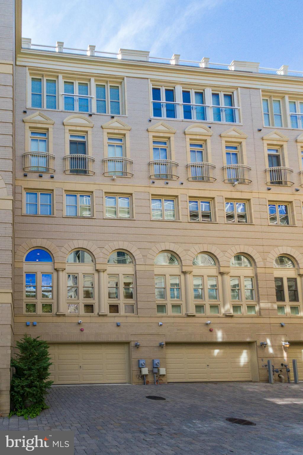 MONROE - Residential