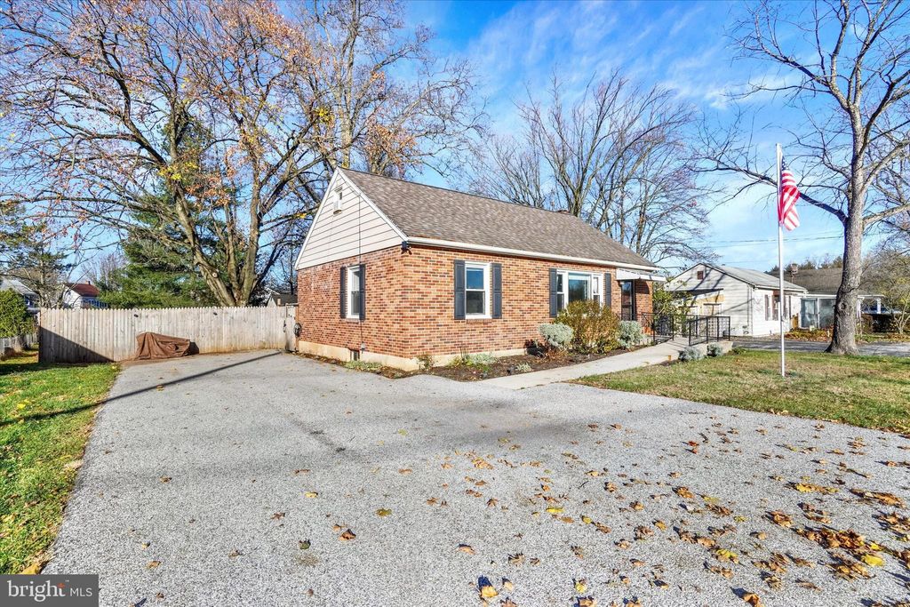 Photo of 1095 Church Road, YORK, PA 17404 (MLS # PAYK2094400)