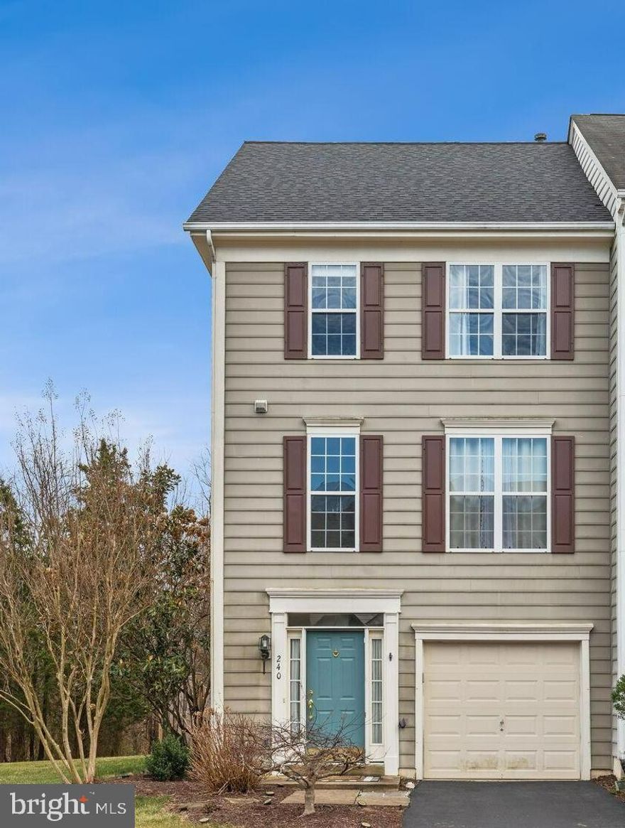 Due to the enormous interest in a property, we have decided to set an offer deadline for Sunday at 12 PM. If you submit an offer prior, I will present it immediately, but the sellers have decided they will not make a decision until Sunday. 

UPDATED END UNIT TOWNHOME IN HIGHLY SOUGHT AFTER GREENWAY FARMS!!! This is a must see and won't last long. Spacious 3 bedroom/2.5 bath end unit townhome in Greenway Farms. You can't beat this location or the quality of this updated home! Conveniently located off of Rout 15, this home gives you the ability to access Route 7 business, Route 7 bypass and the Dulles Greenway in a matter of minutes.  Sellers have updated this home since they purchased it in summer of 2020. Updates include; countertops and appliances in kitchen, recessed lighting in kitchen, light fixtures, vanity and shower frame in primary bathroom, carpet in the basement and fencing of generous rear lot! HVAC 2013, Hot water heater 2013, and roof was replaced in 2018. Sellers are expecting a baby in late April and will require a seller post occupancy addendum.  They will need to remain in the property until 5.21.23.