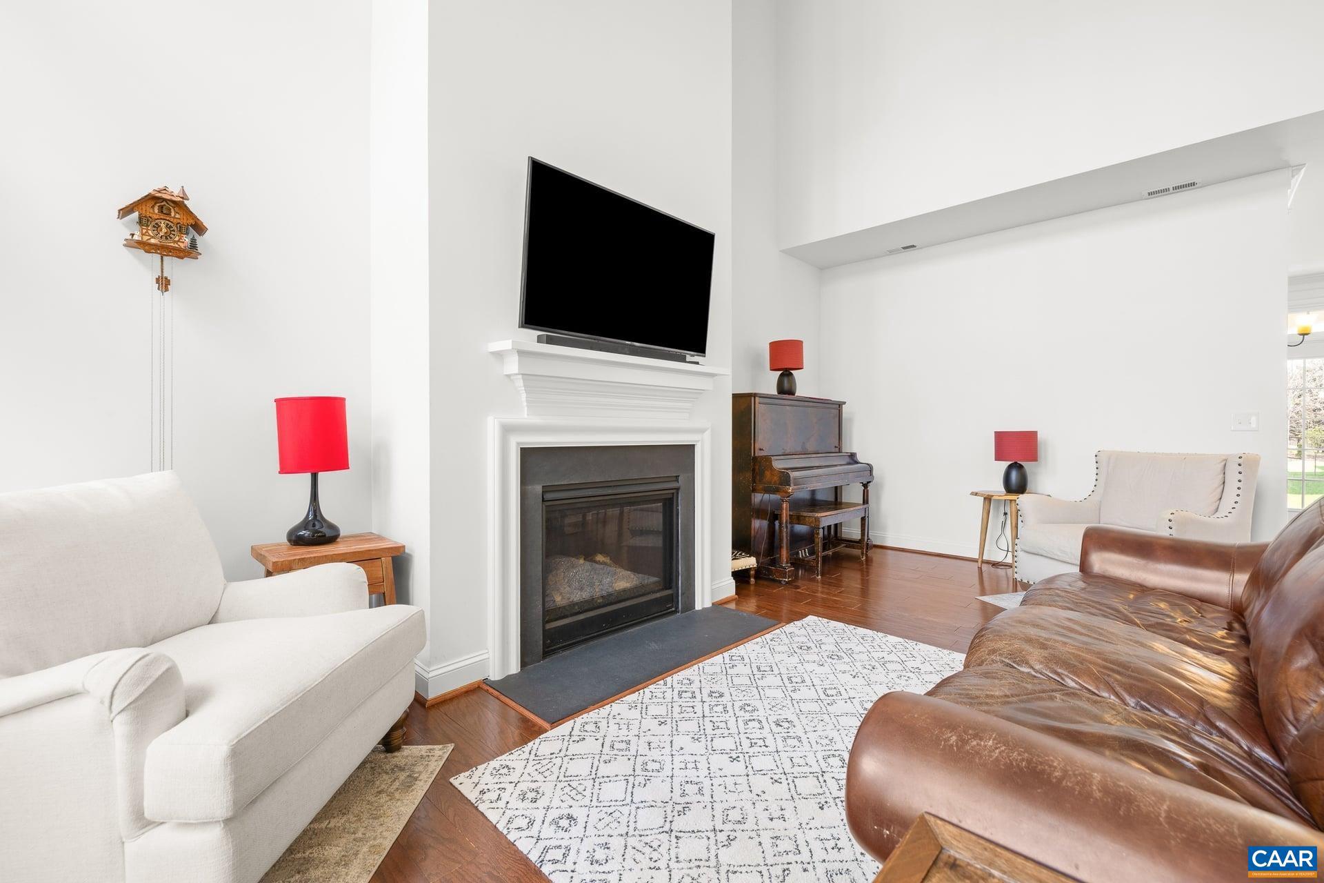 OLD TRAIL - Residential