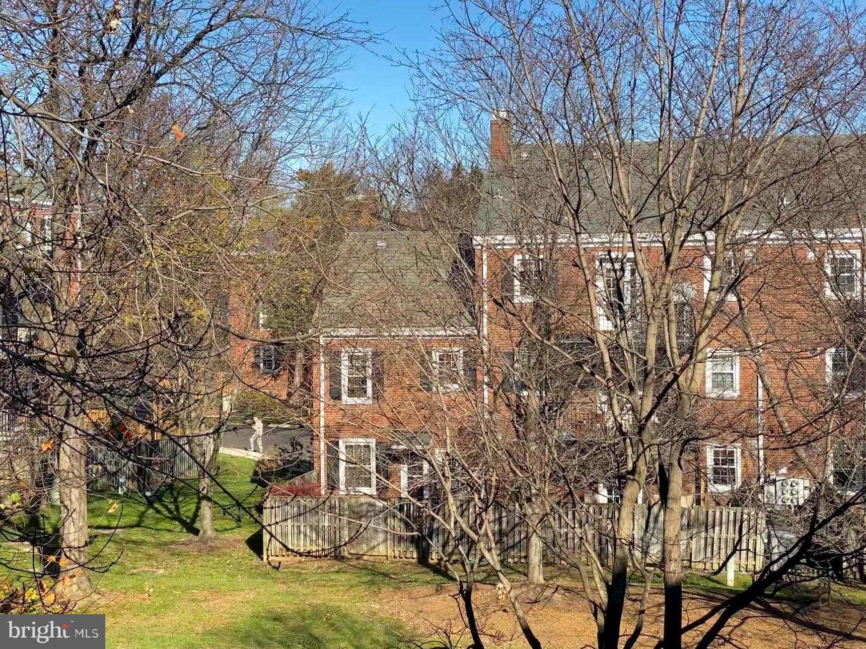 FAIRLINGTON VILLAGES - Residential Lease