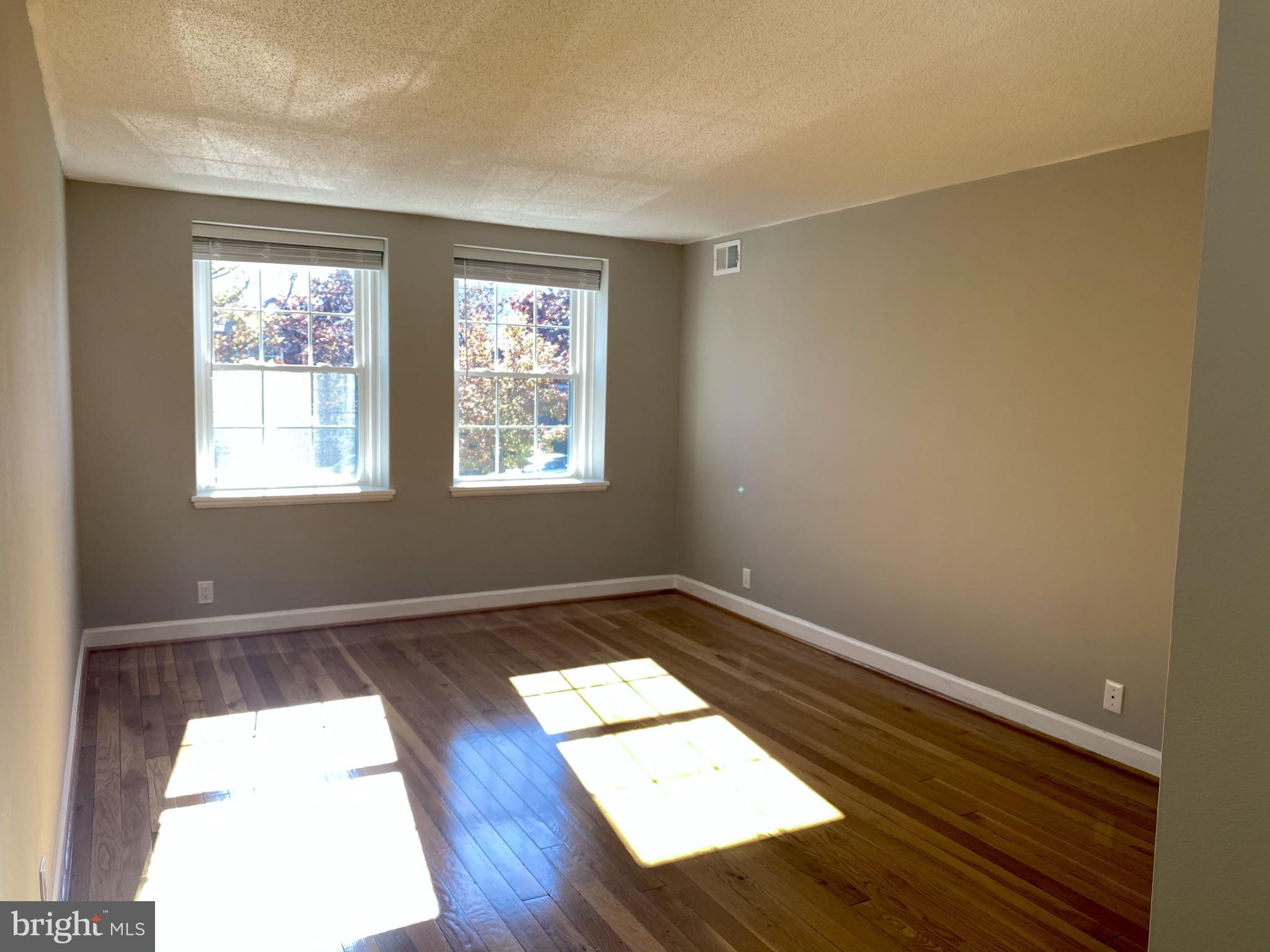 FAIRLINGTON VILLAGES - Residential Lease