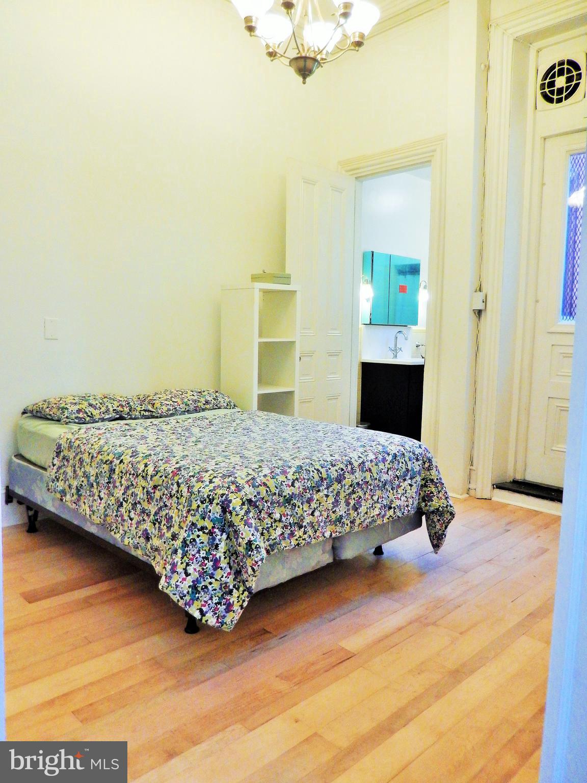 WASHINGTON SQ WEST - Residential Income