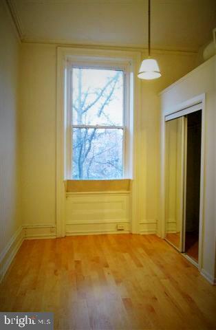 WASHINGTON SQ WEST - Residential Income