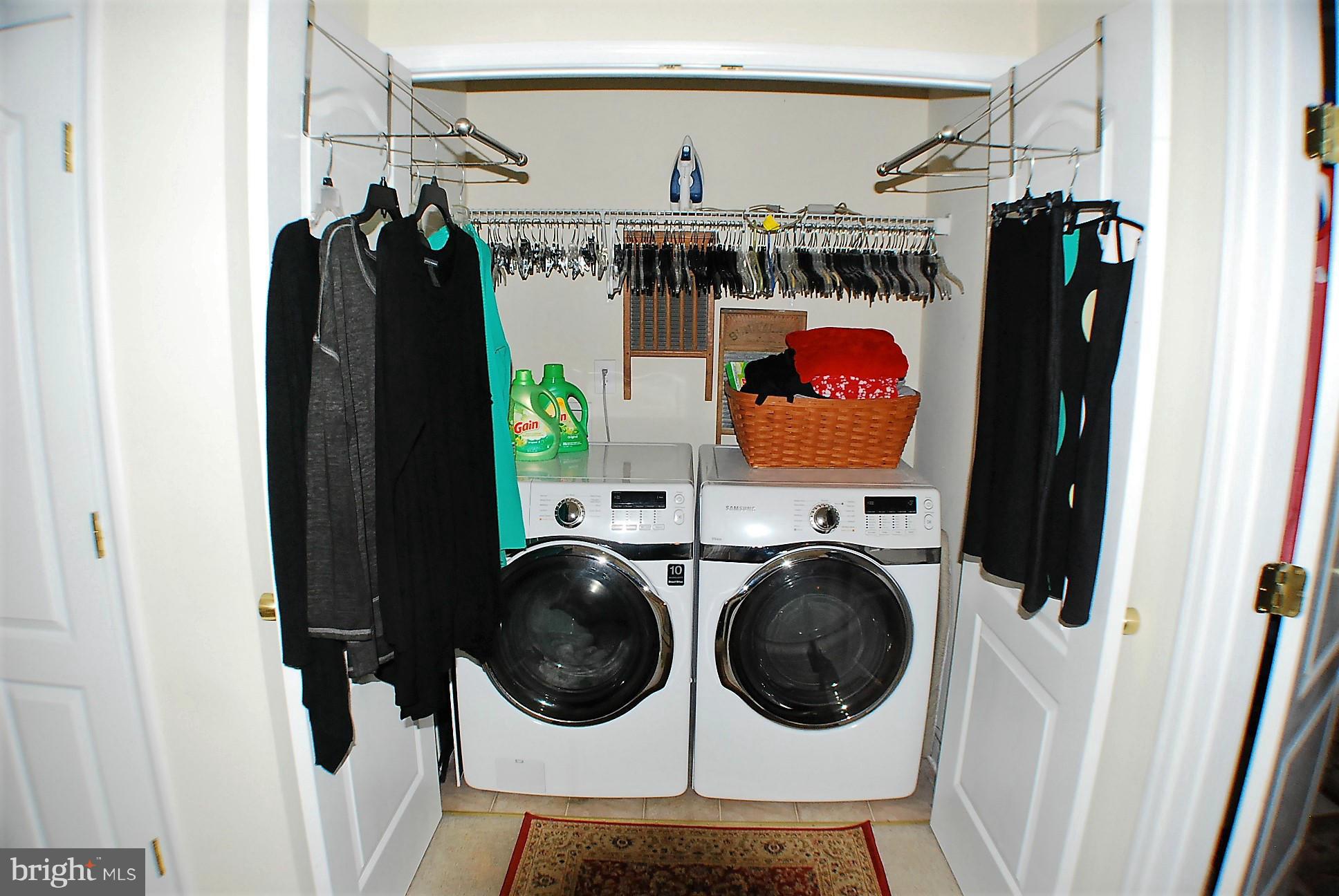 WAKELAND MANOR - Residential