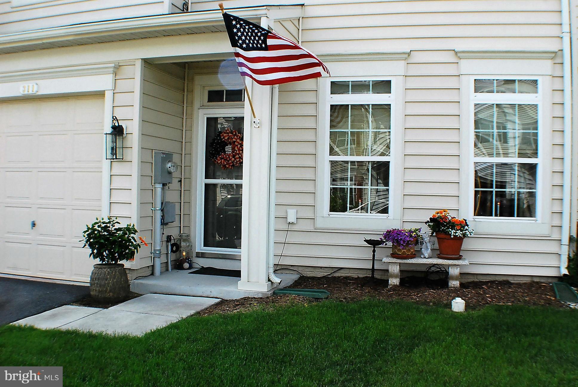 WAKELAND MANOR - Residential