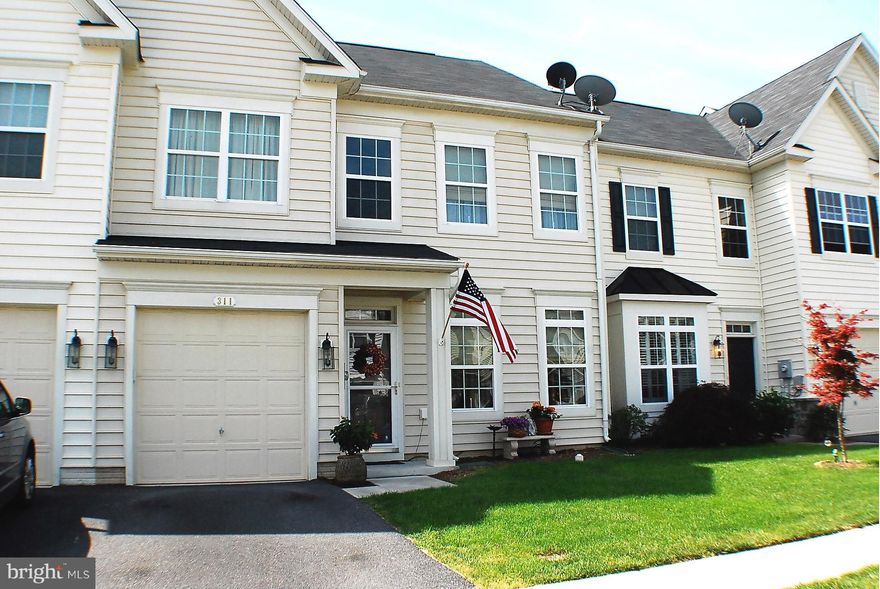 Beautiful well maintained townhouse with upgrades to include separate soaking tub and shower, raised double sinks and spacious walk-in closet in Master Bed Room Hardwood flooring in kitchen and dining room.Granite counters. Pantry. Generatorsystem hook up. Recessed lighting. Fenced in yard with patio. Community pool, tot lot and BB/ tennis courts. Shows great! Home Warranty with acceptable offer.