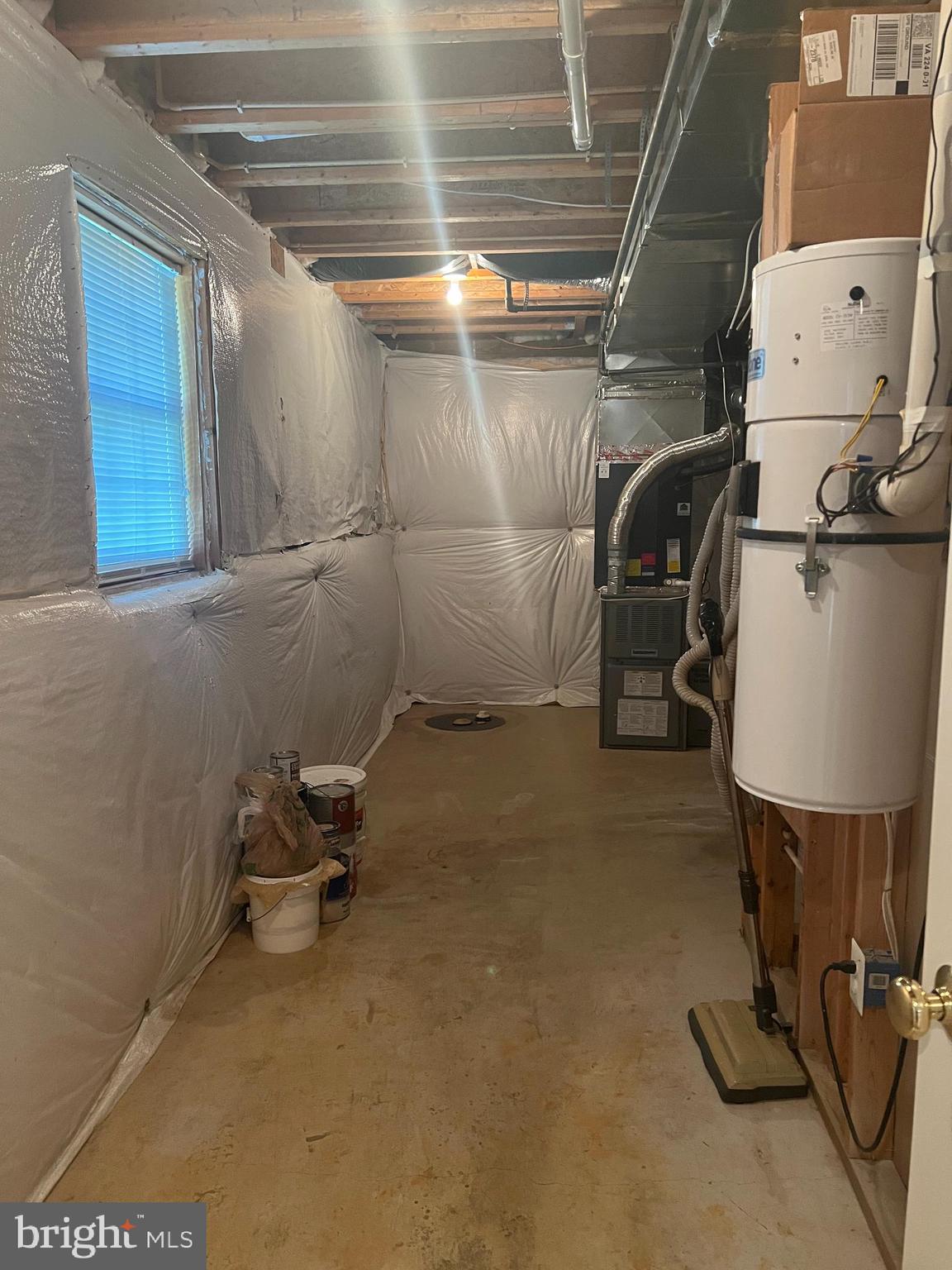 SOMERSET - Residential Lease