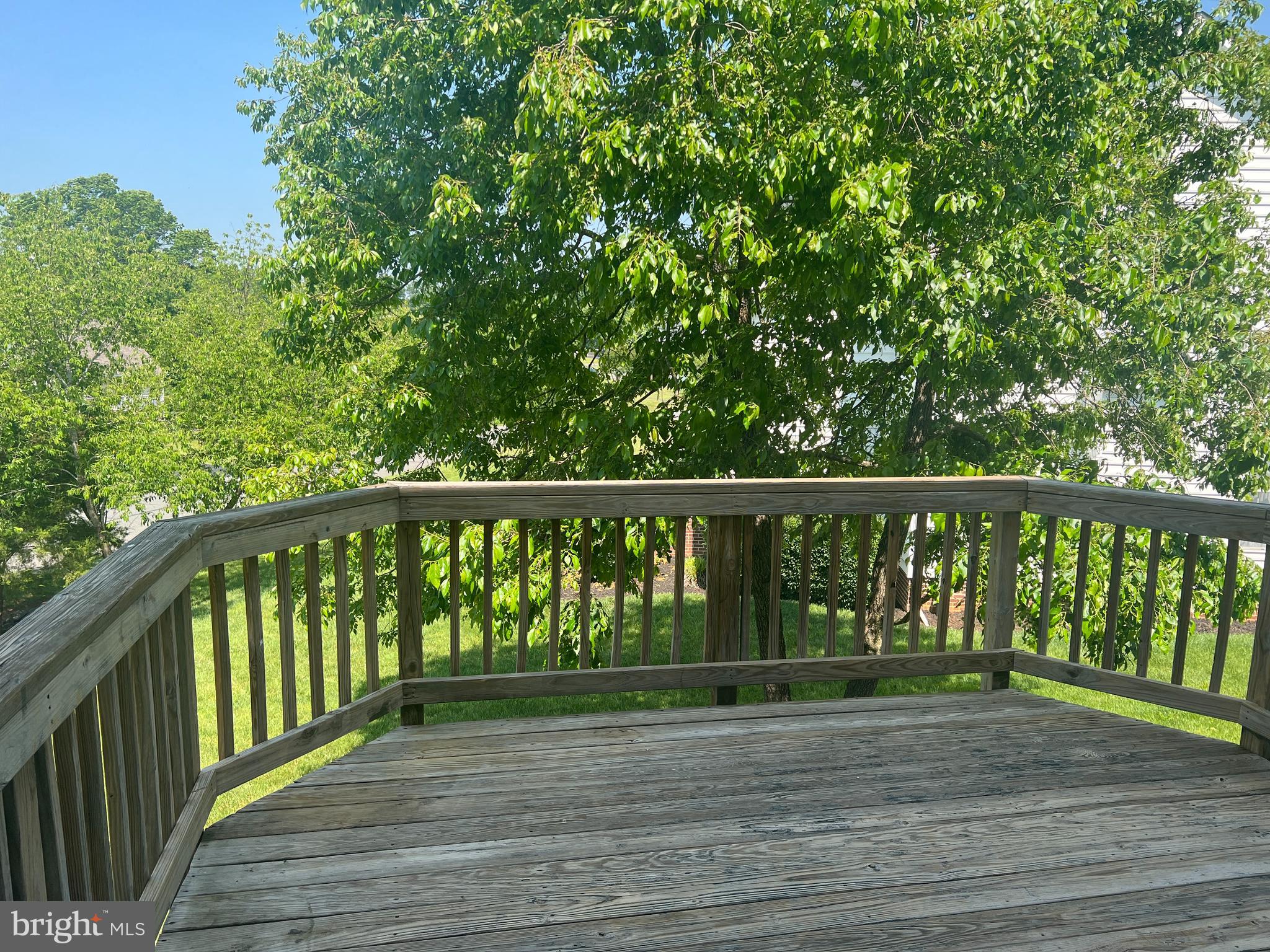 SOMERSET - Residential Lease