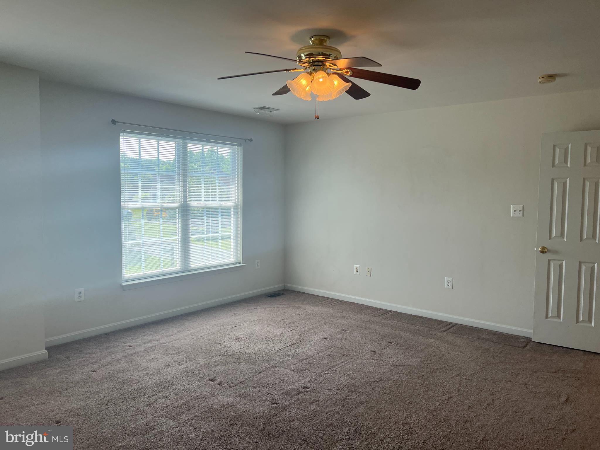 SOMERSET - Residential Lease