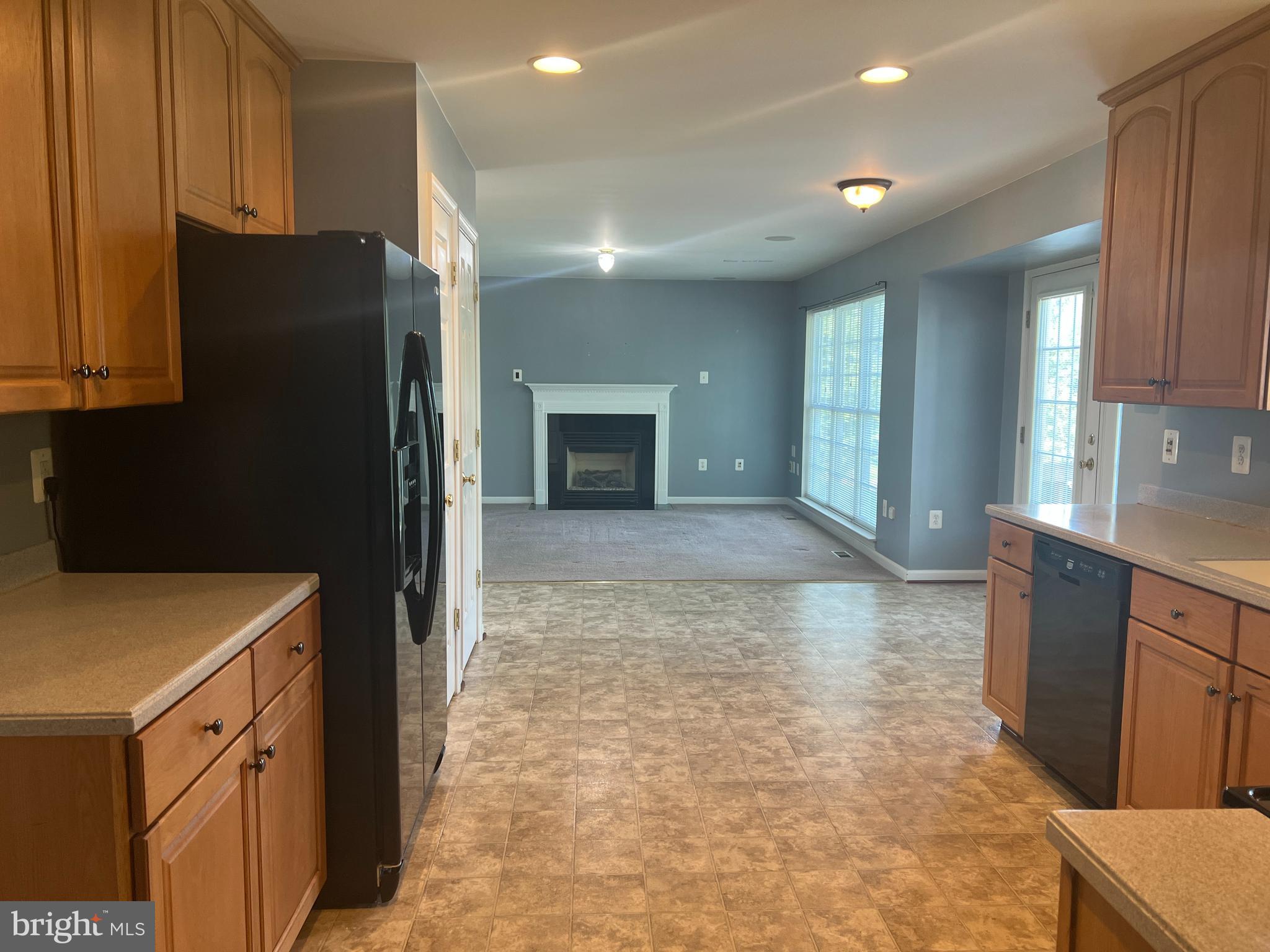 SOMERSET - Residential Lease