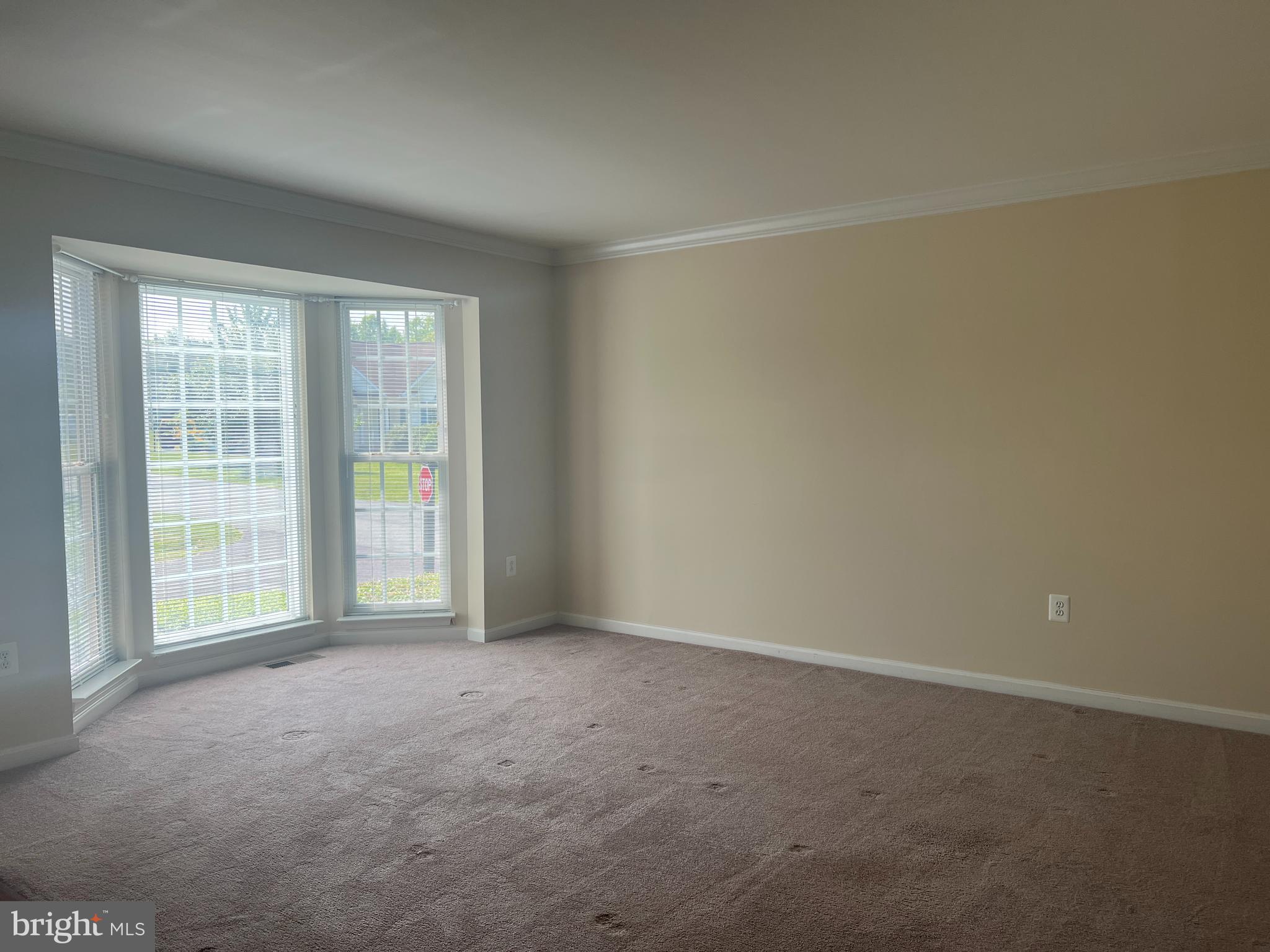 SOMERSET - Residential Lease