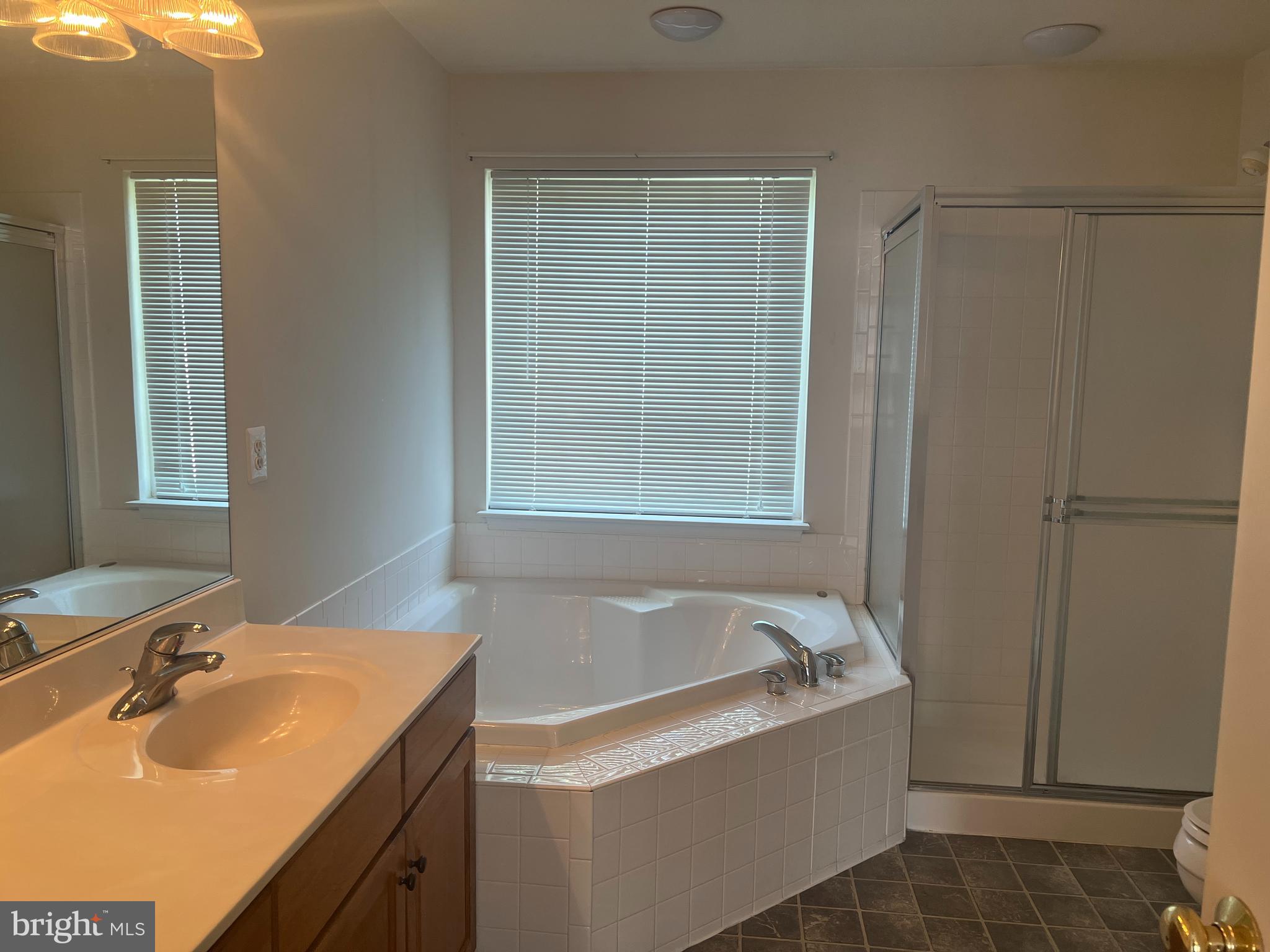 SOMERSET - Residential Lease