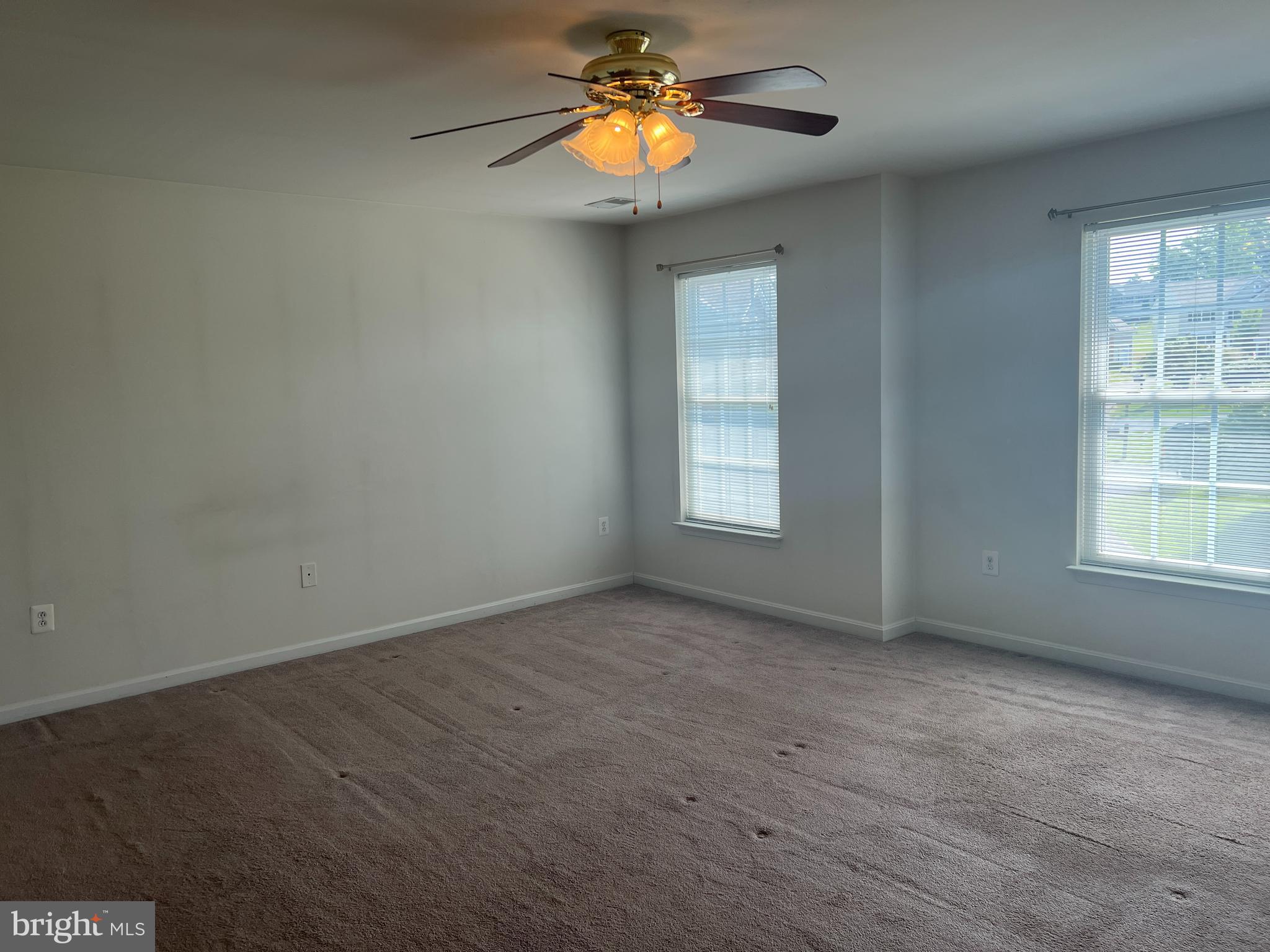 SOMERSET - Residential Lease