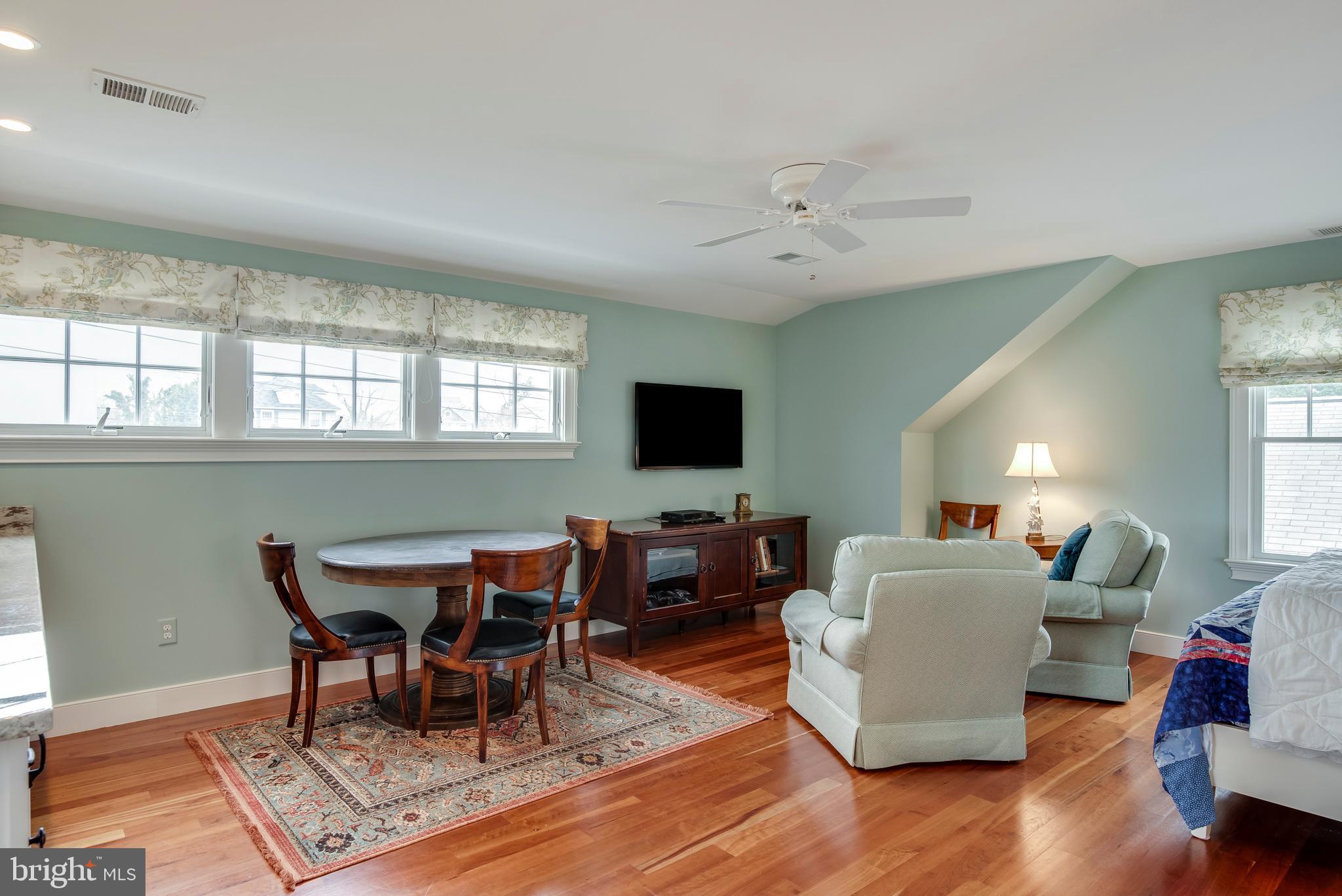 EASTPORT - Residential