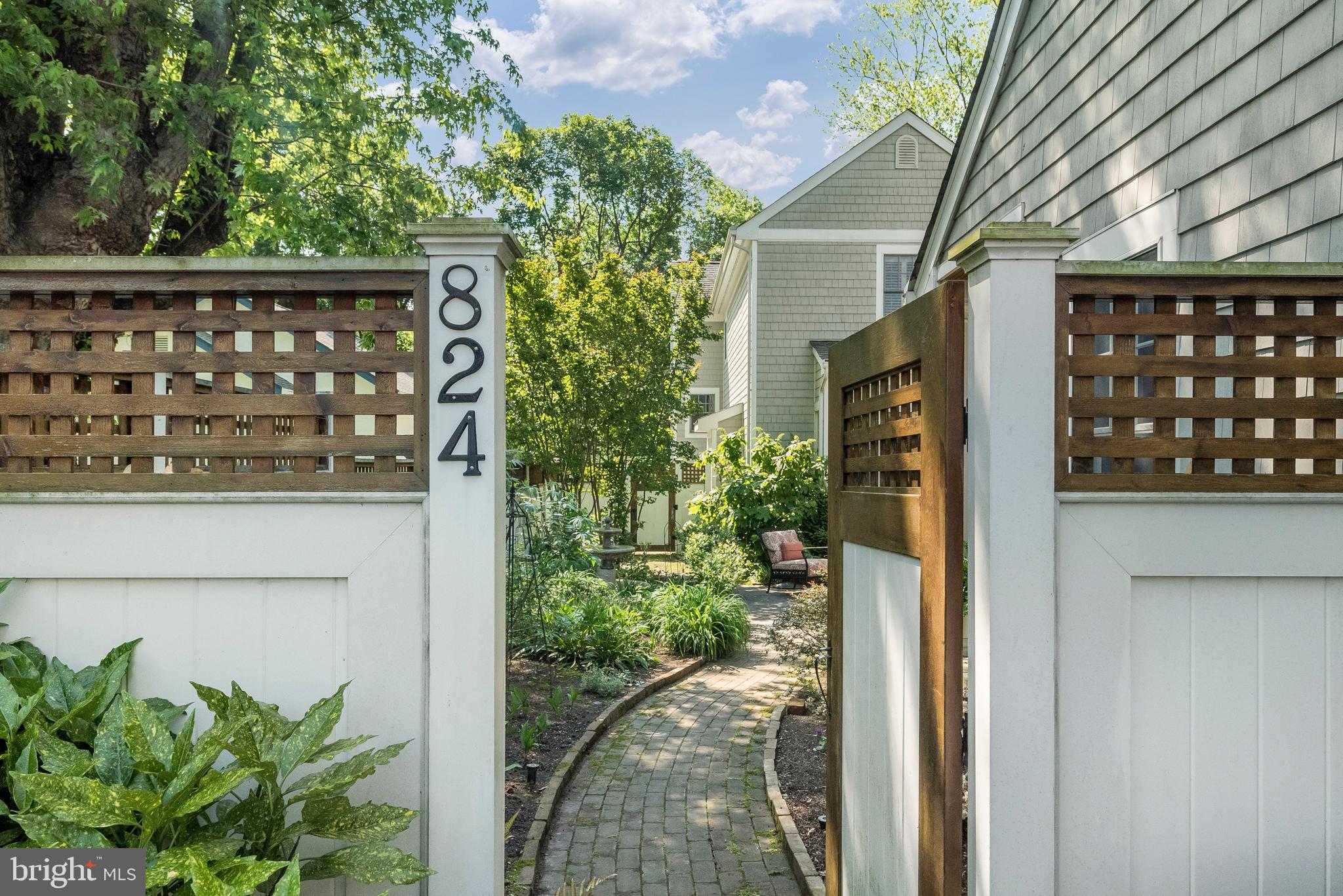 EASTPORT - Residential