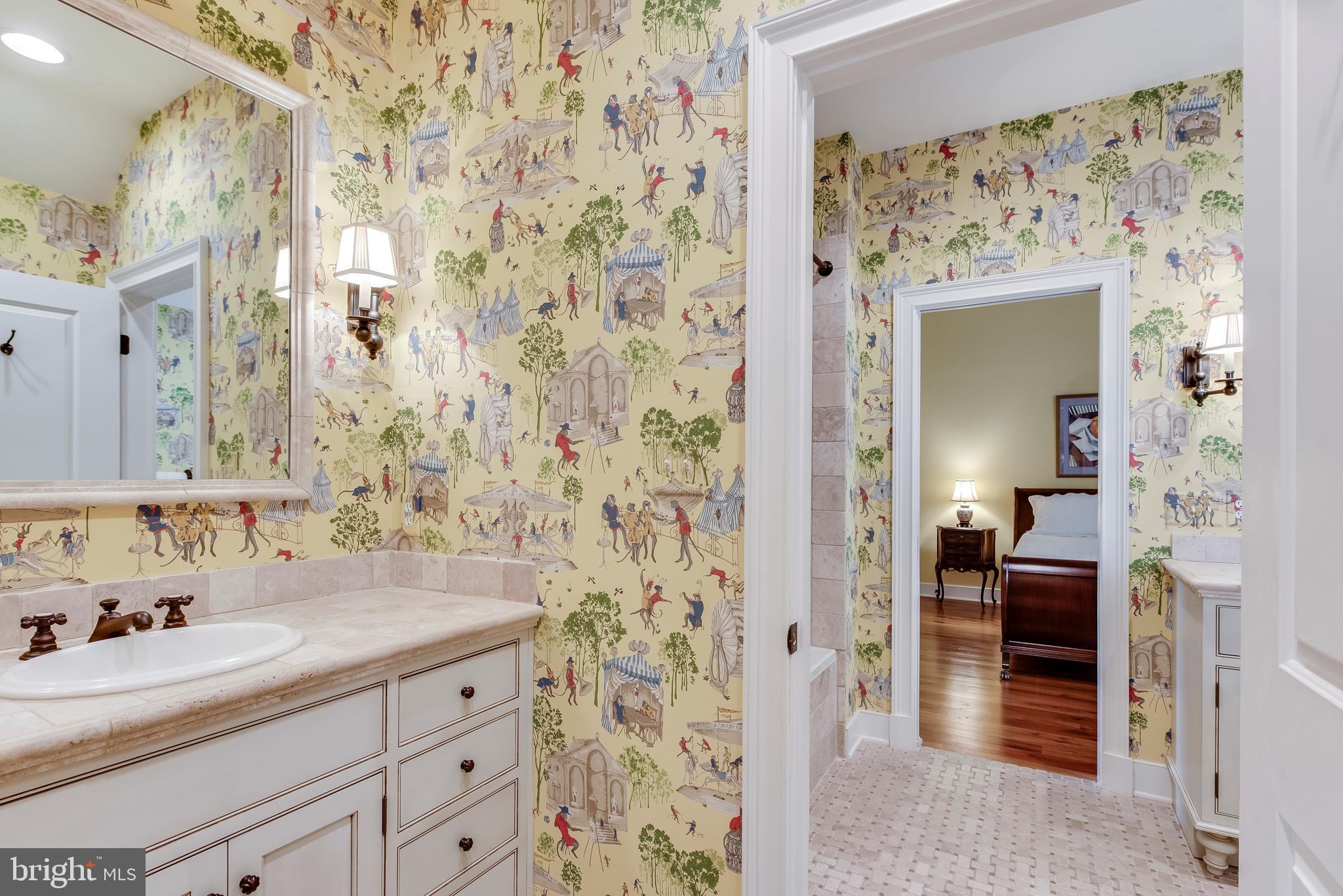 EASTPORT - Residential