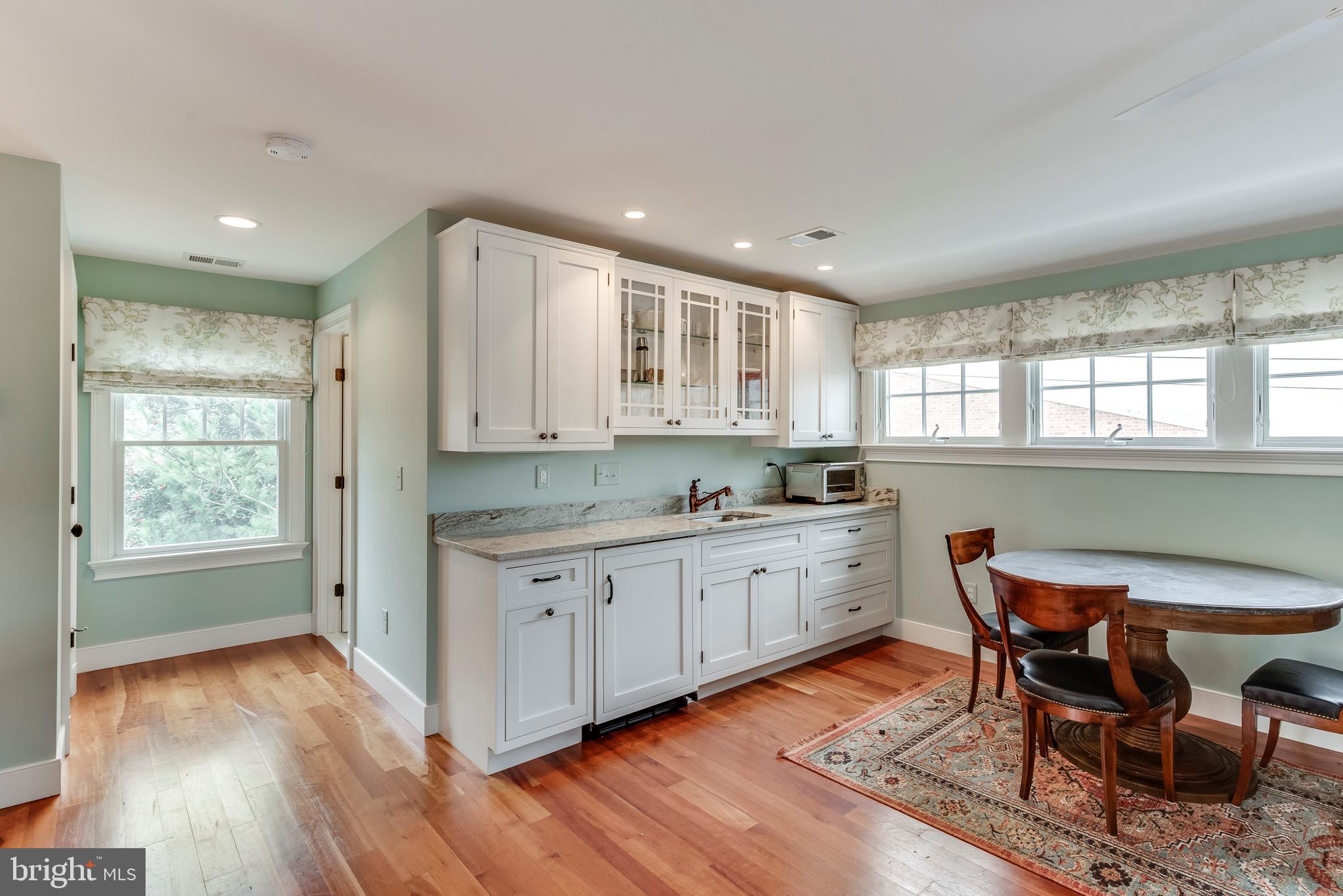 EASTPORT - Residential