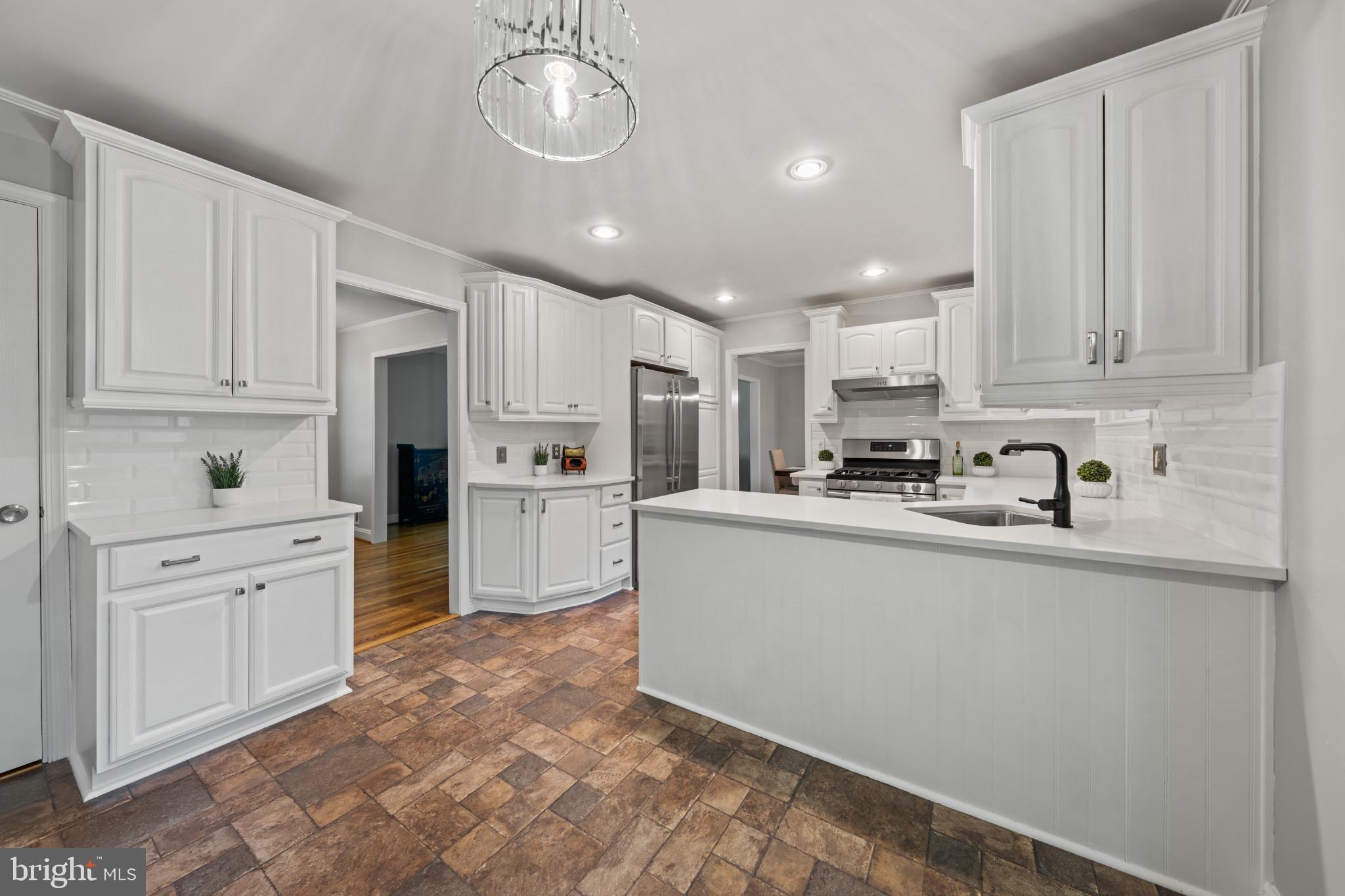 9809 BACON COURT
