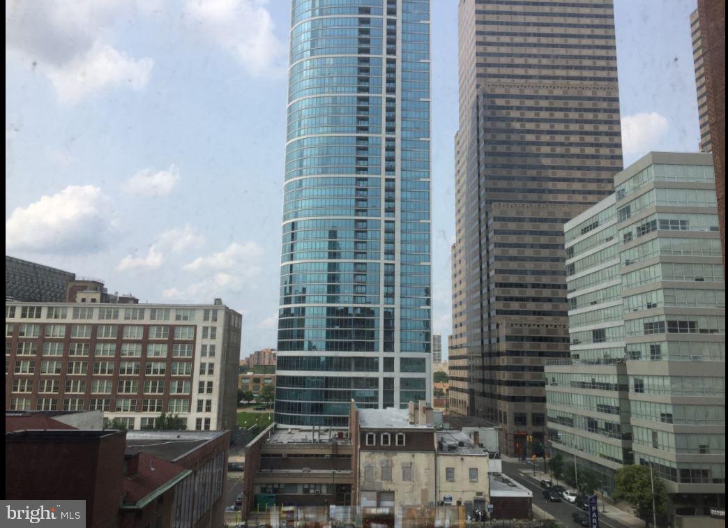 RITTENHOUSE SQUARE - Residential Lease