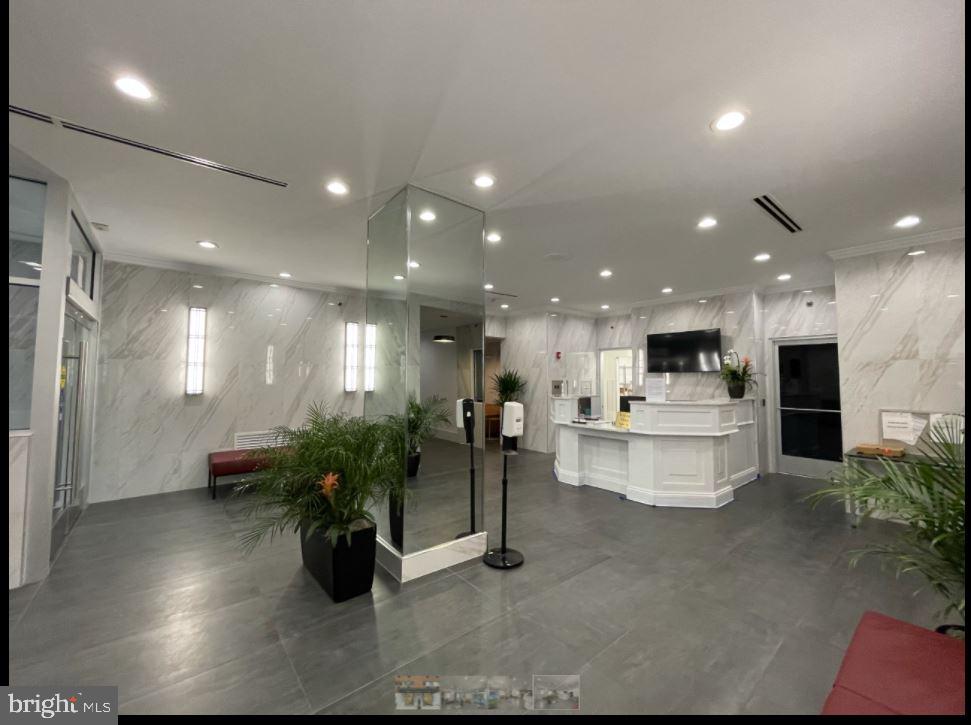 RITTENHOUSE SQUARE - Residential Lease