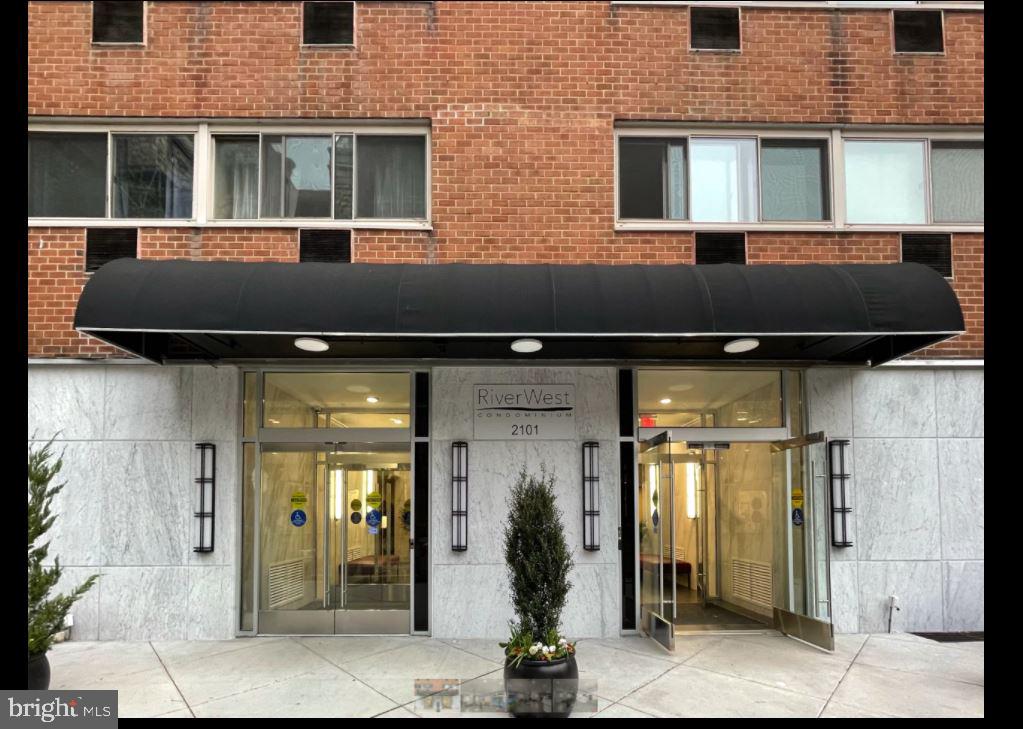 RITTENHOUSE SQUARE - Residential Lease