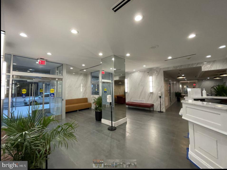 RITTENHOUSE SQUARE - Residential Lease