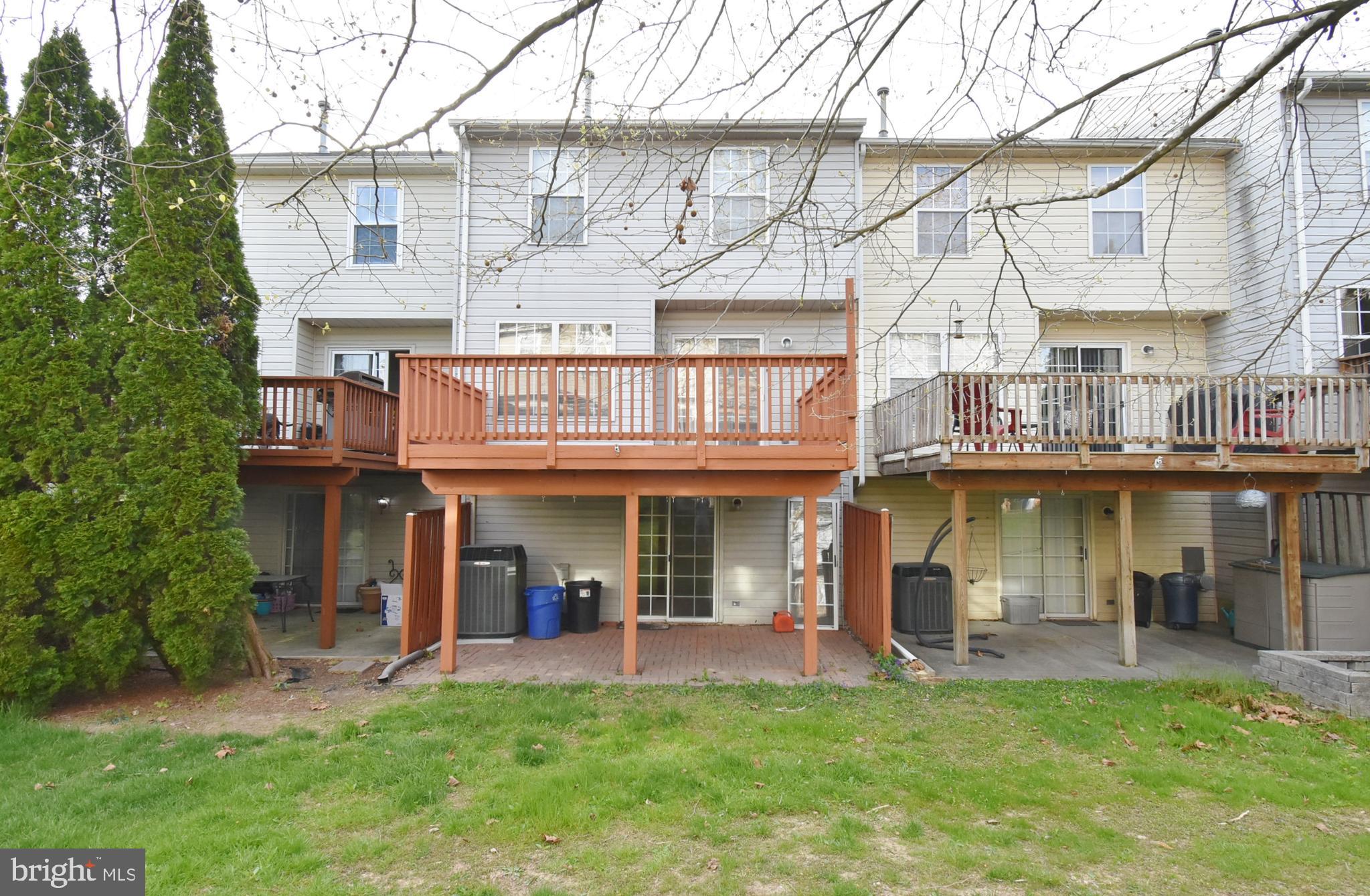 HUNTERS CROSS - Residential Lease