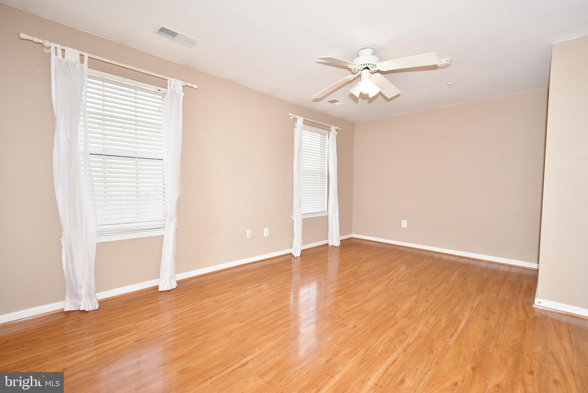 HUNTERS CROSS - Residential Lease