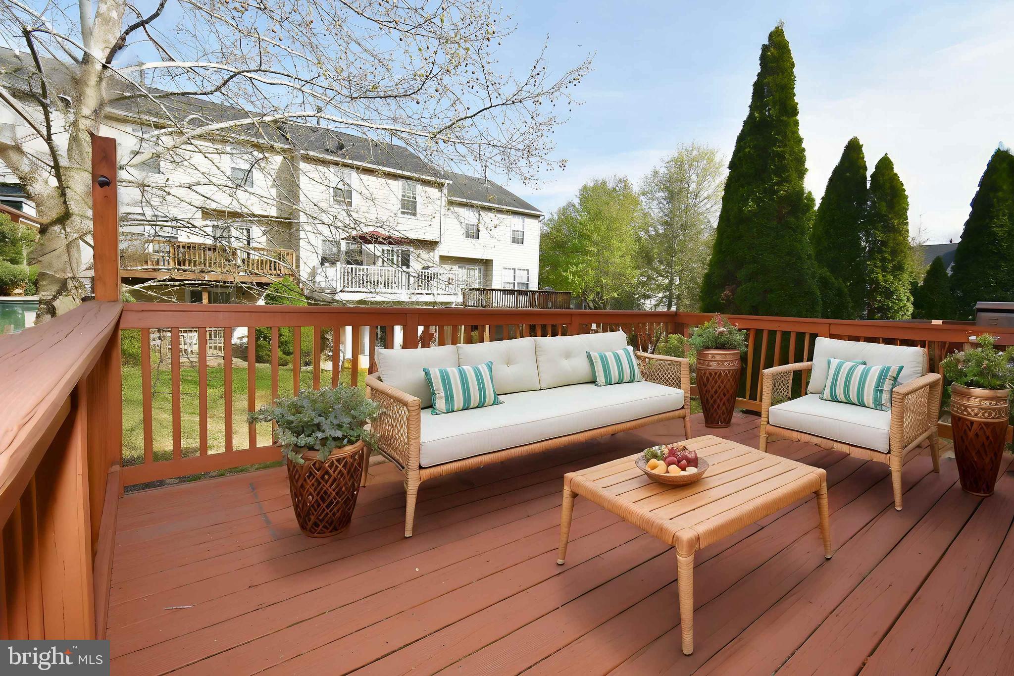 HUNTERS CROSS - Residential Lease